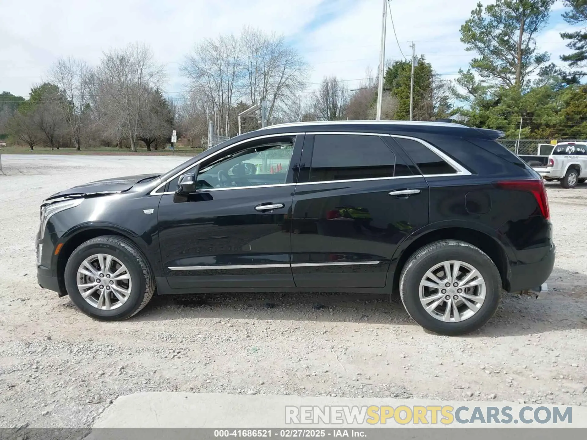 15 Photograph of a damaged car 1GYKNAR47LZ233129 CADILLAC XT5 2020