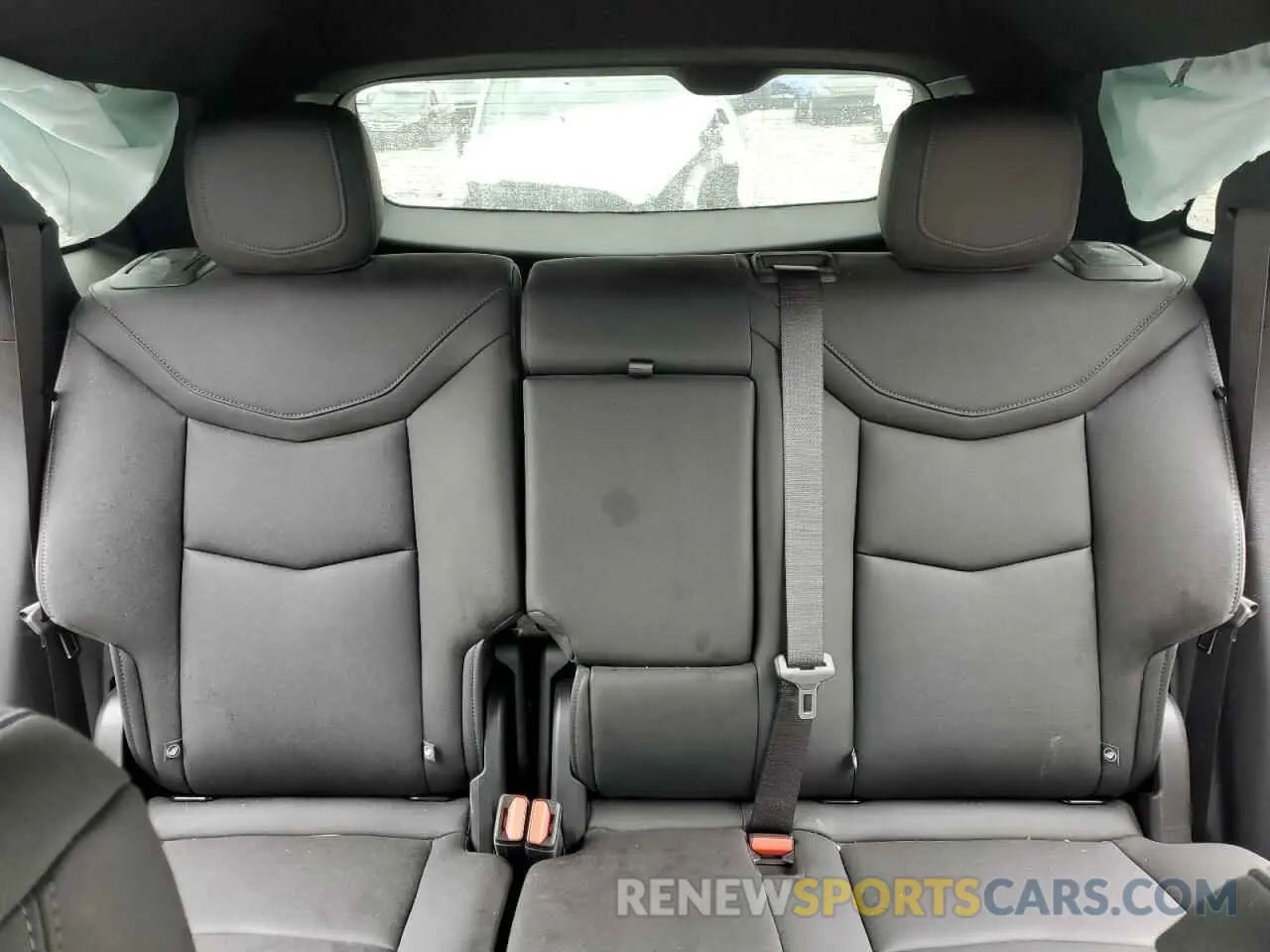 10 Photograph of a damaged car 1GYKNAR4XLZ235635 CADILLAC XT5 2020