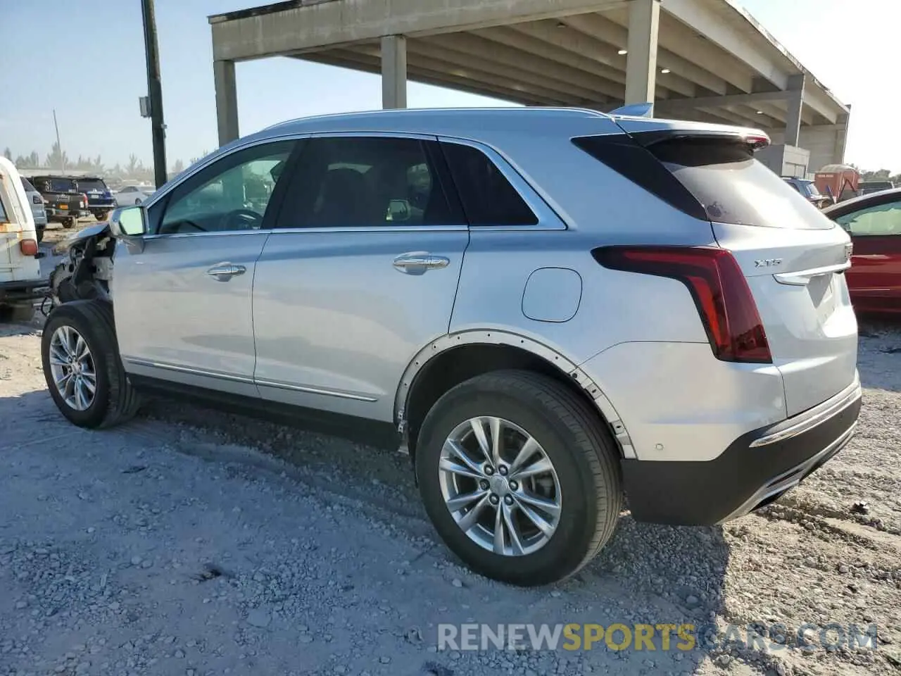 2 Photograph of a damaged car 1GYKNCR42LZ193456 CADILLAC XT5 2020