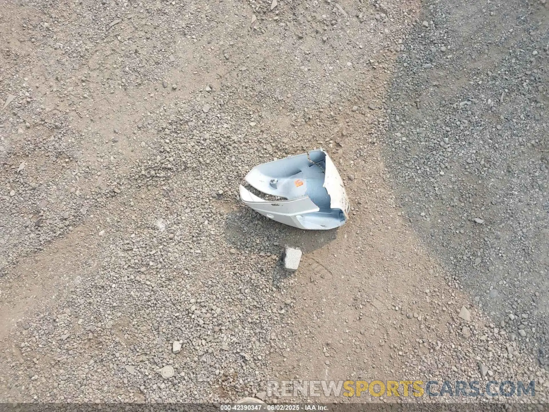 12 Photograph of a damaged car 1GYKNCRS0LZ116986 CADILLAC XT5 2020