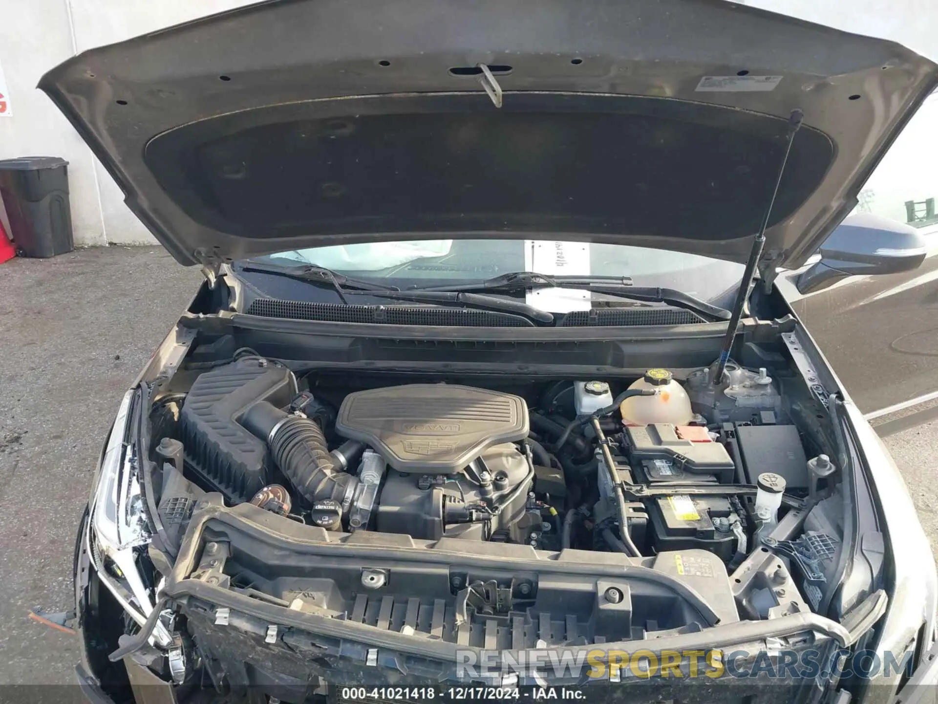 10 Photograph of a damaged car 1GYKNCRS0LZ122920 CADILLAC XT5 2020