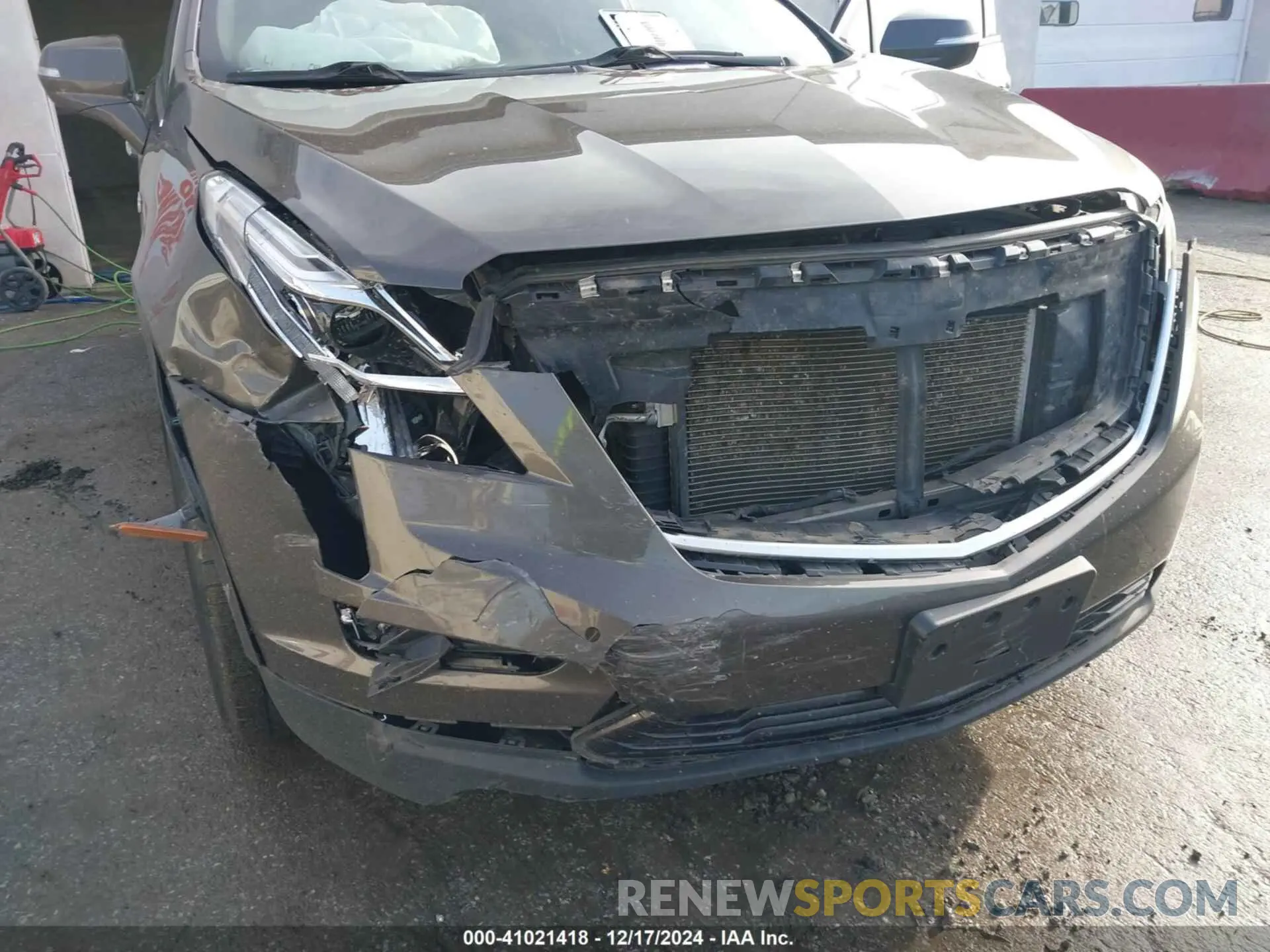 6 Photograph of a damaged car 1GYKNCRS0LZ122920 CADILLAC XT5 2020
