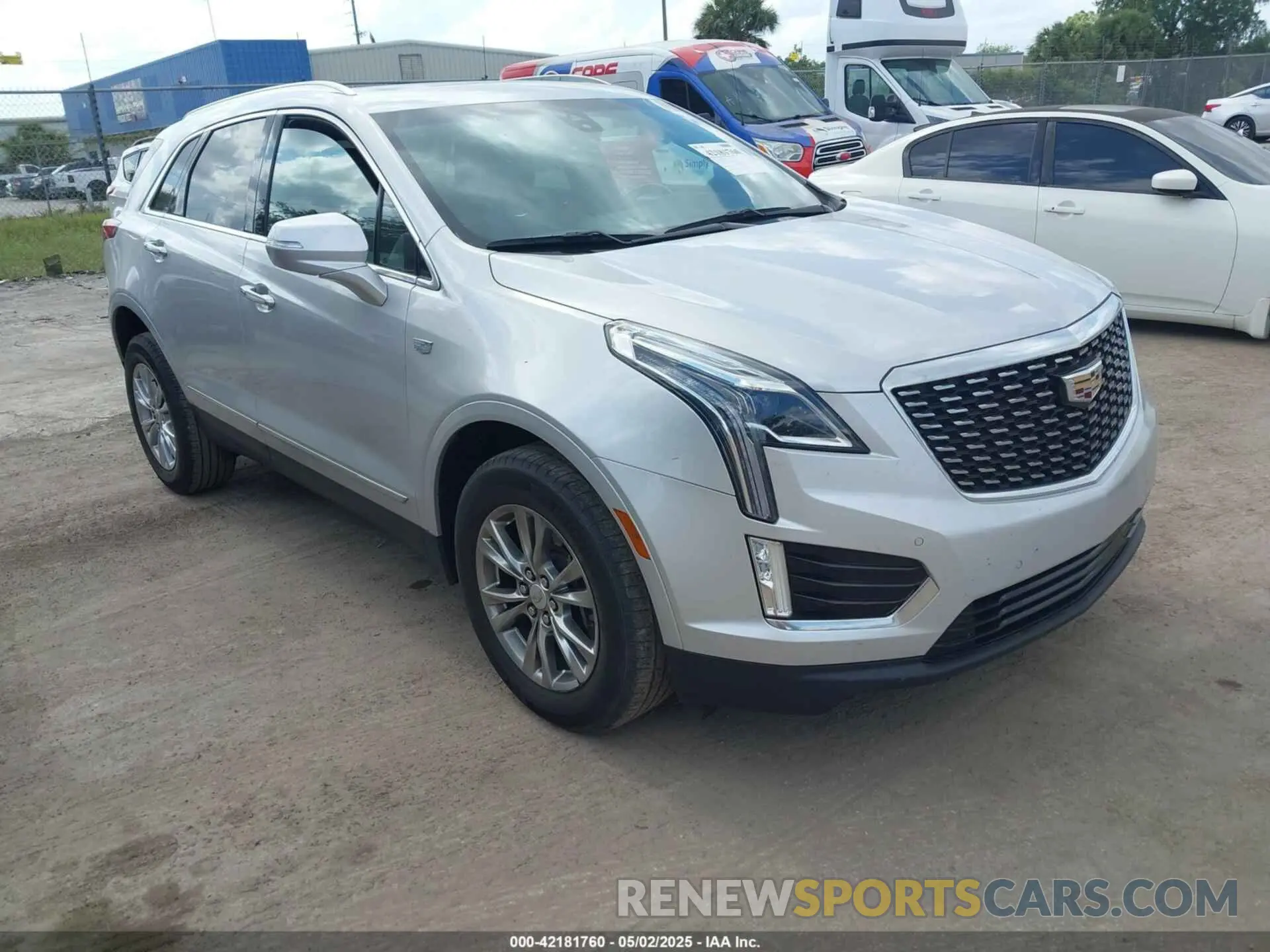 1 Photograph of a damaged car 1GYKNCRS0LZ187525 CADILLAC XT5 2020