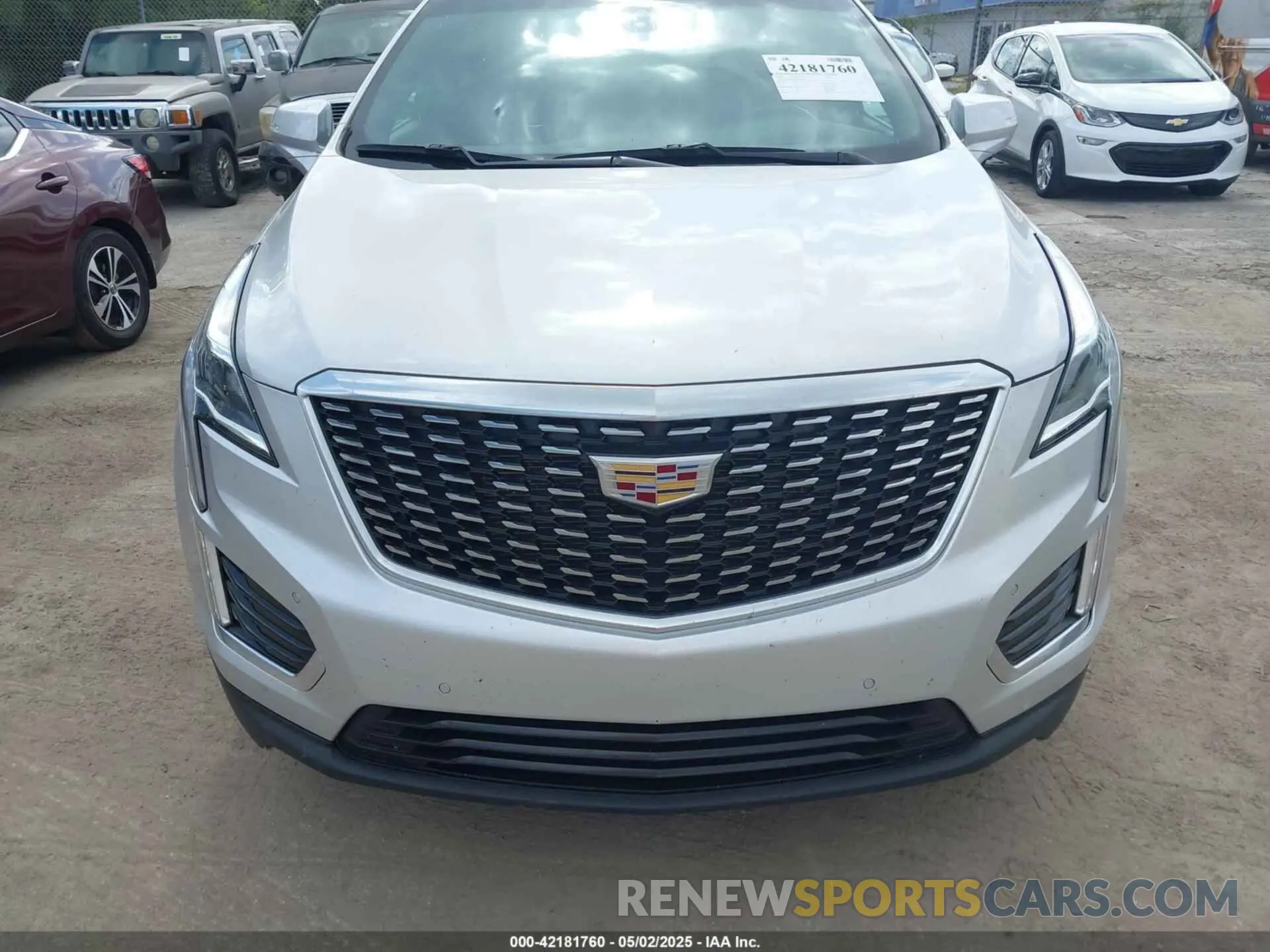 12 Photograph of a damaged car 1GYKNCRS0LZ187525 CADILLAC XT5 2020