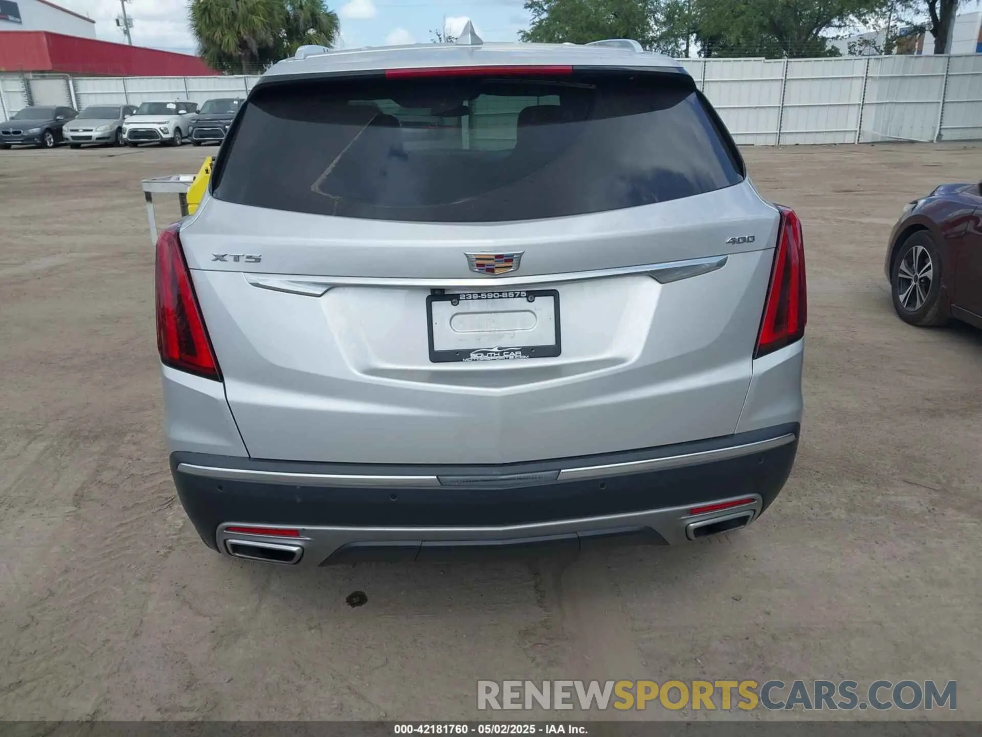16 Photograph of a damaged car 1GYKNCRS0LZ187525 CADILLAC XT5 2020
