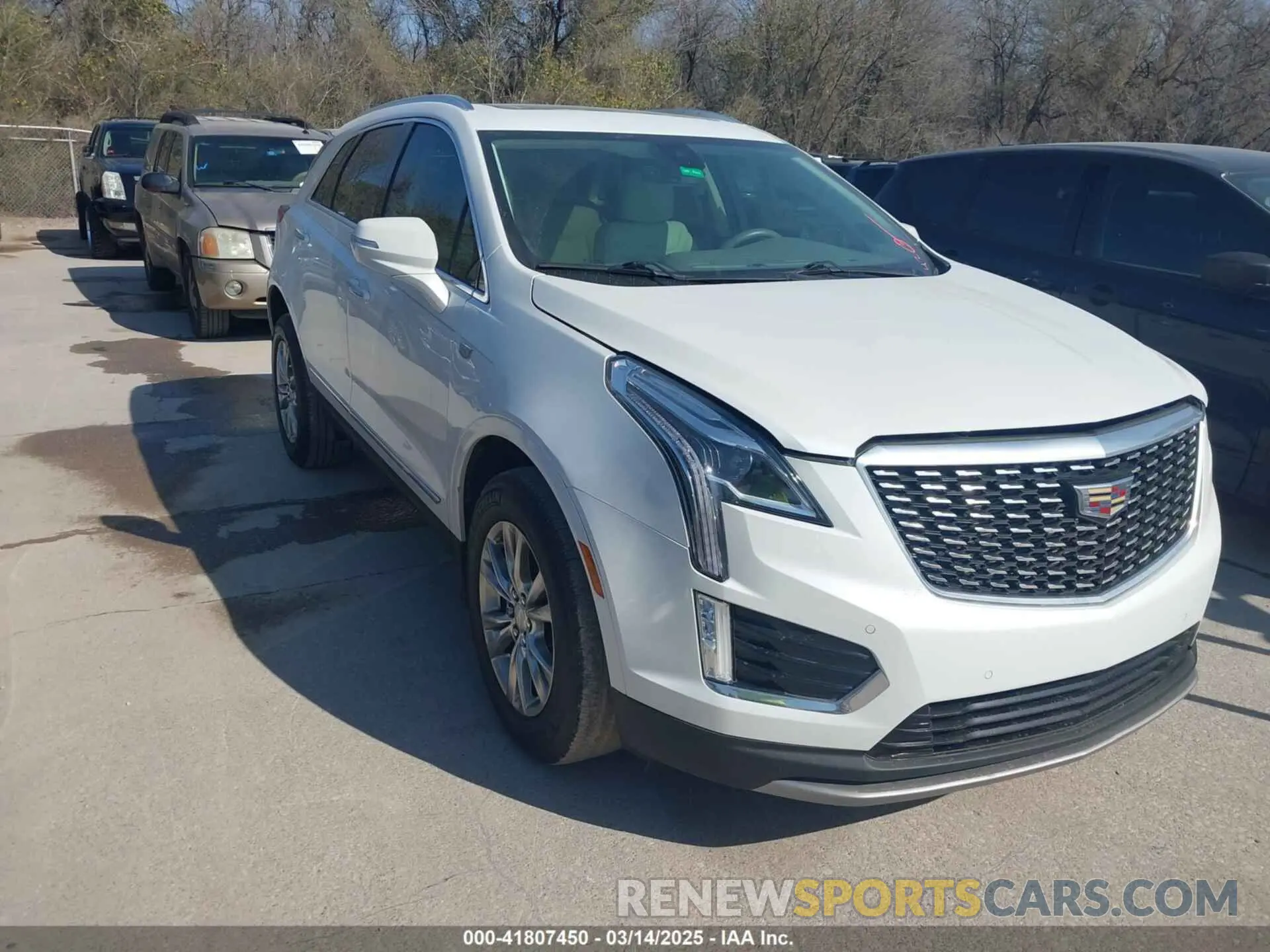 1 Photograph of a damaged car 1GYKNCRS1LZ110761 CADILLAC XT5 2020