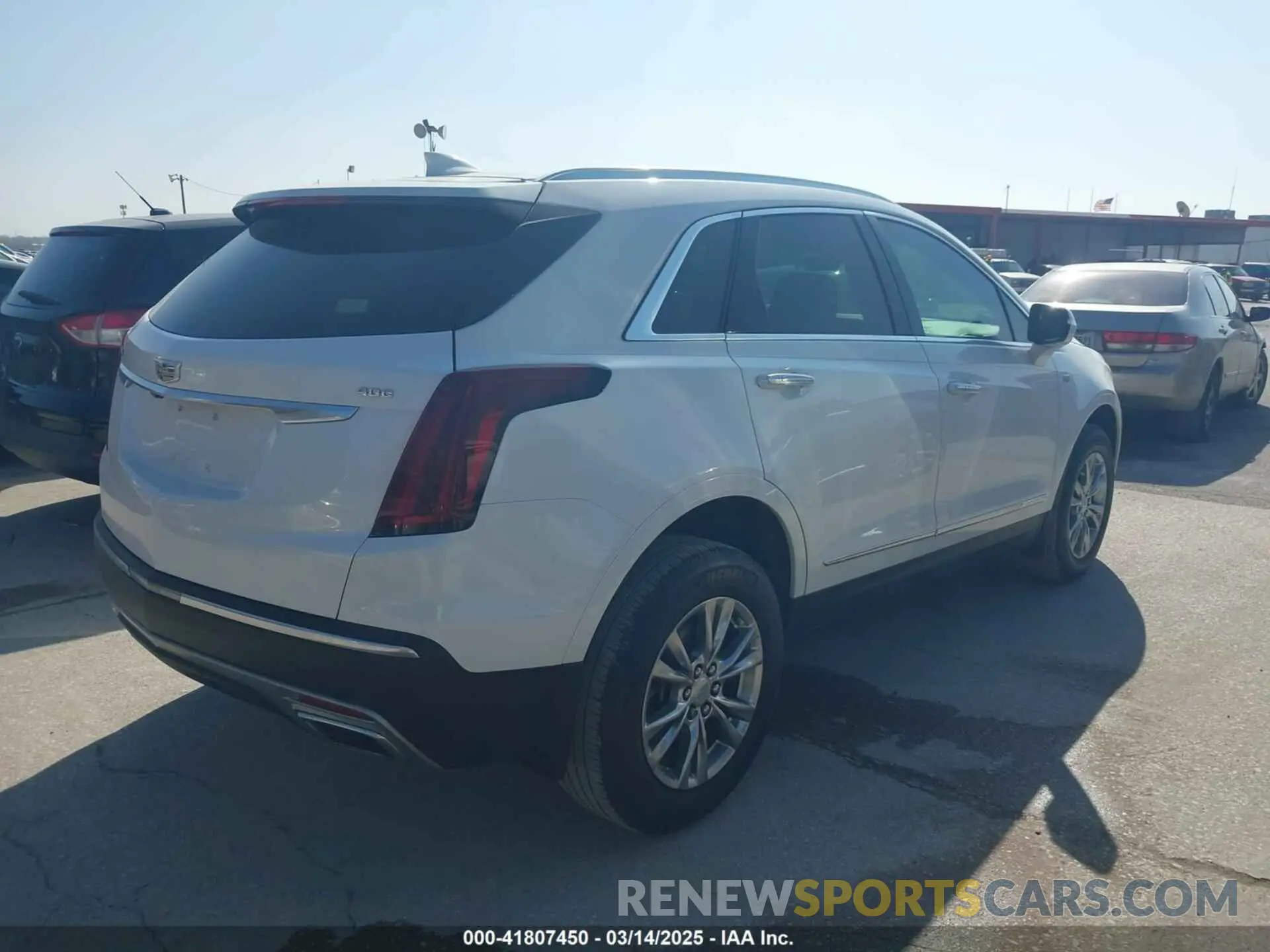 4 Photograph of a damaged car 1GYKNCRS1LZ110761 CADILLAC XT5 2020