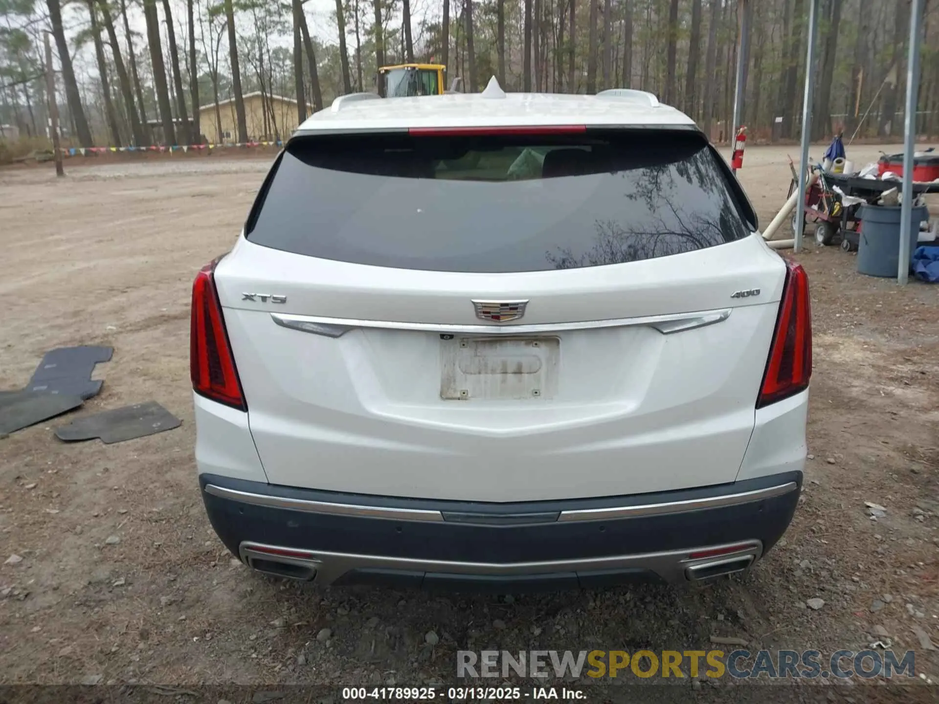 16 Photograph of a damaged car 1GYKNCRS3LZ115508 CADILLAC XT5 2020