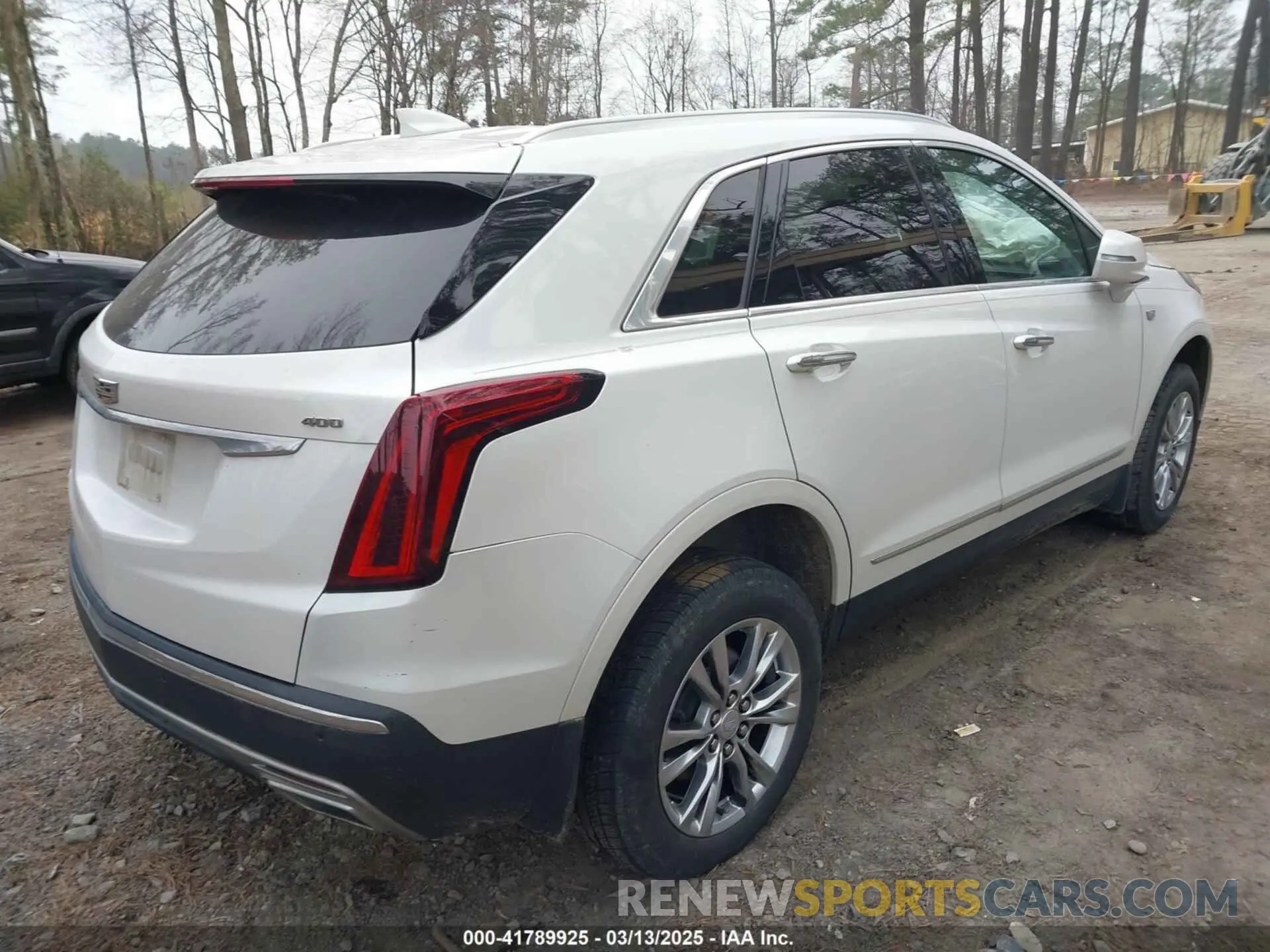 4 Photograph of a damaged car 1GYKNCRS3LZ115508 CADILLAC XT5 2020