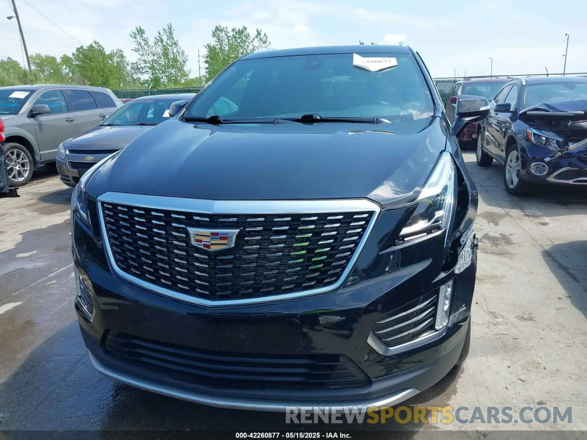 13 Photograph of a damaged car 1GYKNCRS3LZ135175 CADILLAC XT5 2020