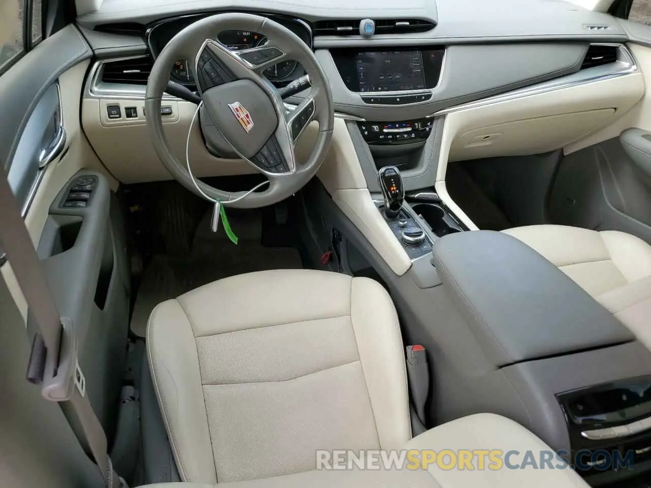 8 Photograph of a damaged car 1GYKNCRS3LZ190399 CADILLAC XT5 2020