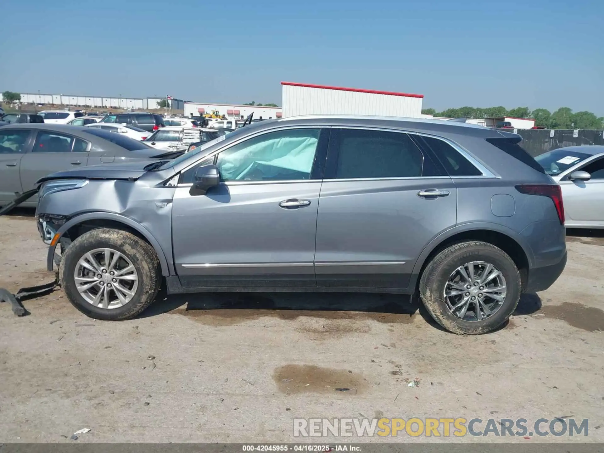 14 Photograph of a damaged car 1GYKNCRS4LZ160330 CADILLAC XT5 2020