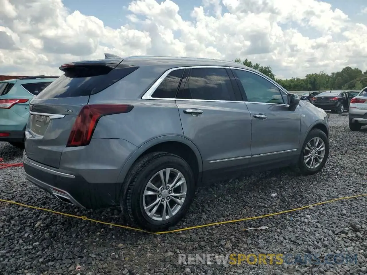 3 Photograph of a damaged car 1GYKNCRS5LZ114344 CADILLAC XT5 2020
