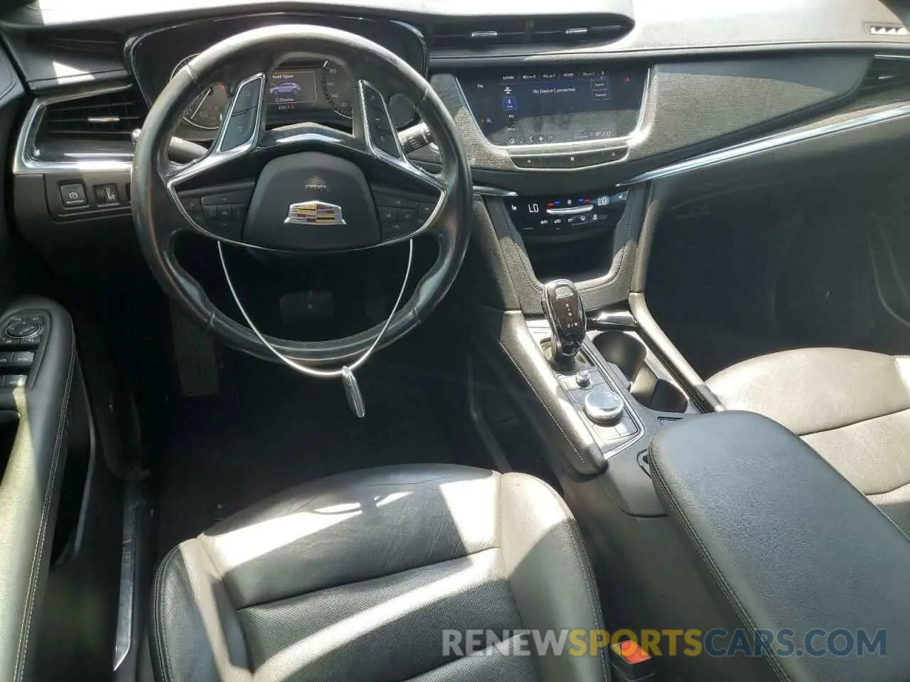 8 Photograph of a damaged car 1GYKNCRS5LZ114344 CADILLAC XT5 2020