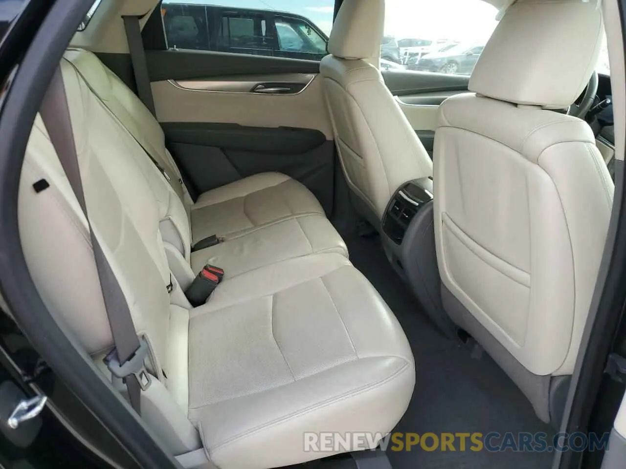 12 Photograph of a damaged car 1GYKNCRSXLZ145850 CADILLAC XT5 2020
