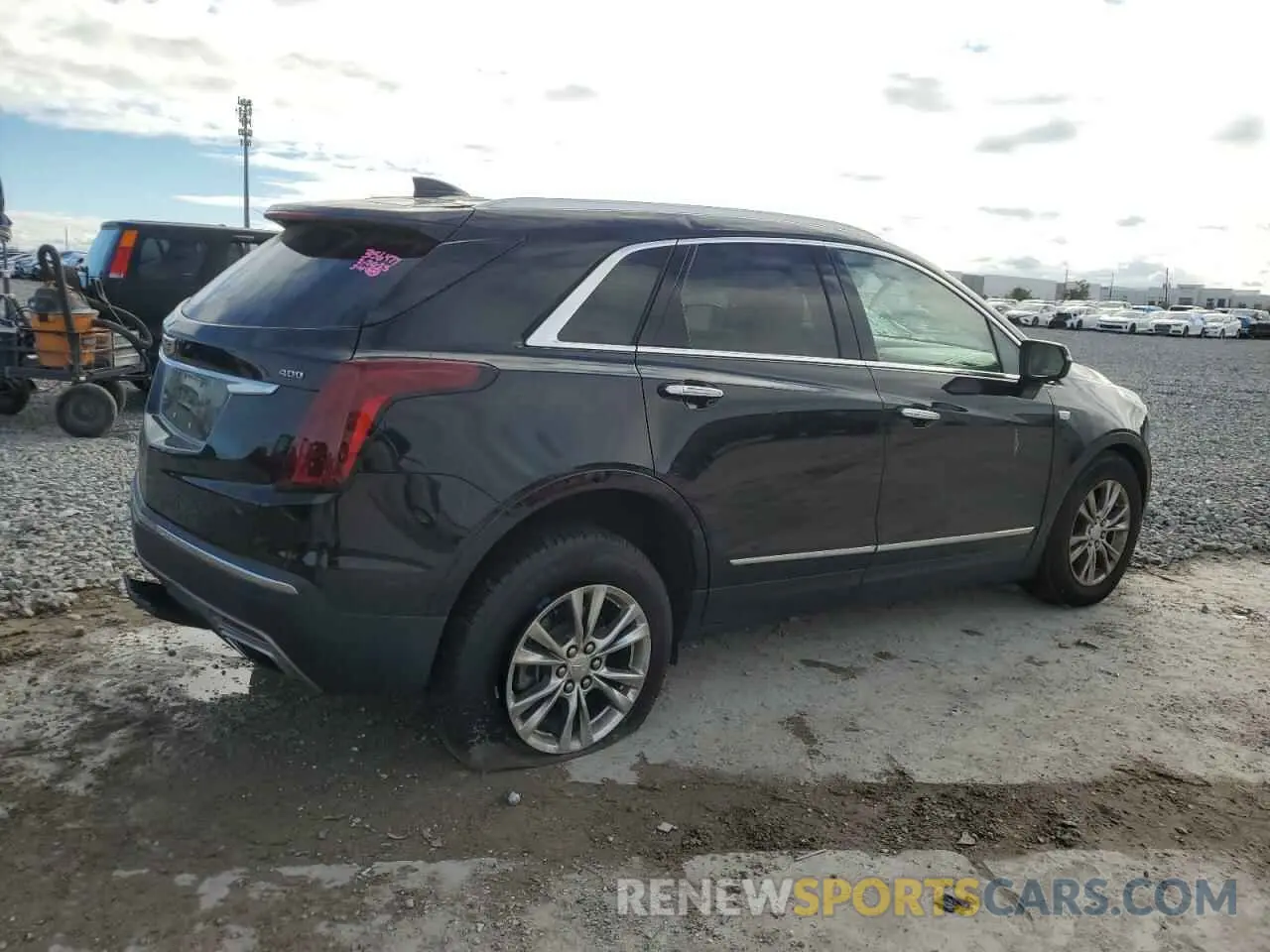 3 Photograph of a damaged car 1GYKNCRSXLZ145850 CADILLAC XT5 2020