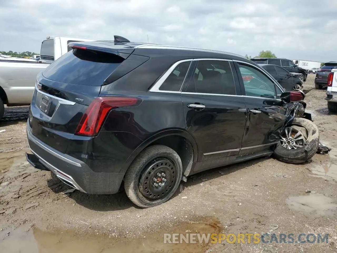 3 Photograph of a damaged car 1GYKNDRS0LZ166499 CADILLAC XT5 2020