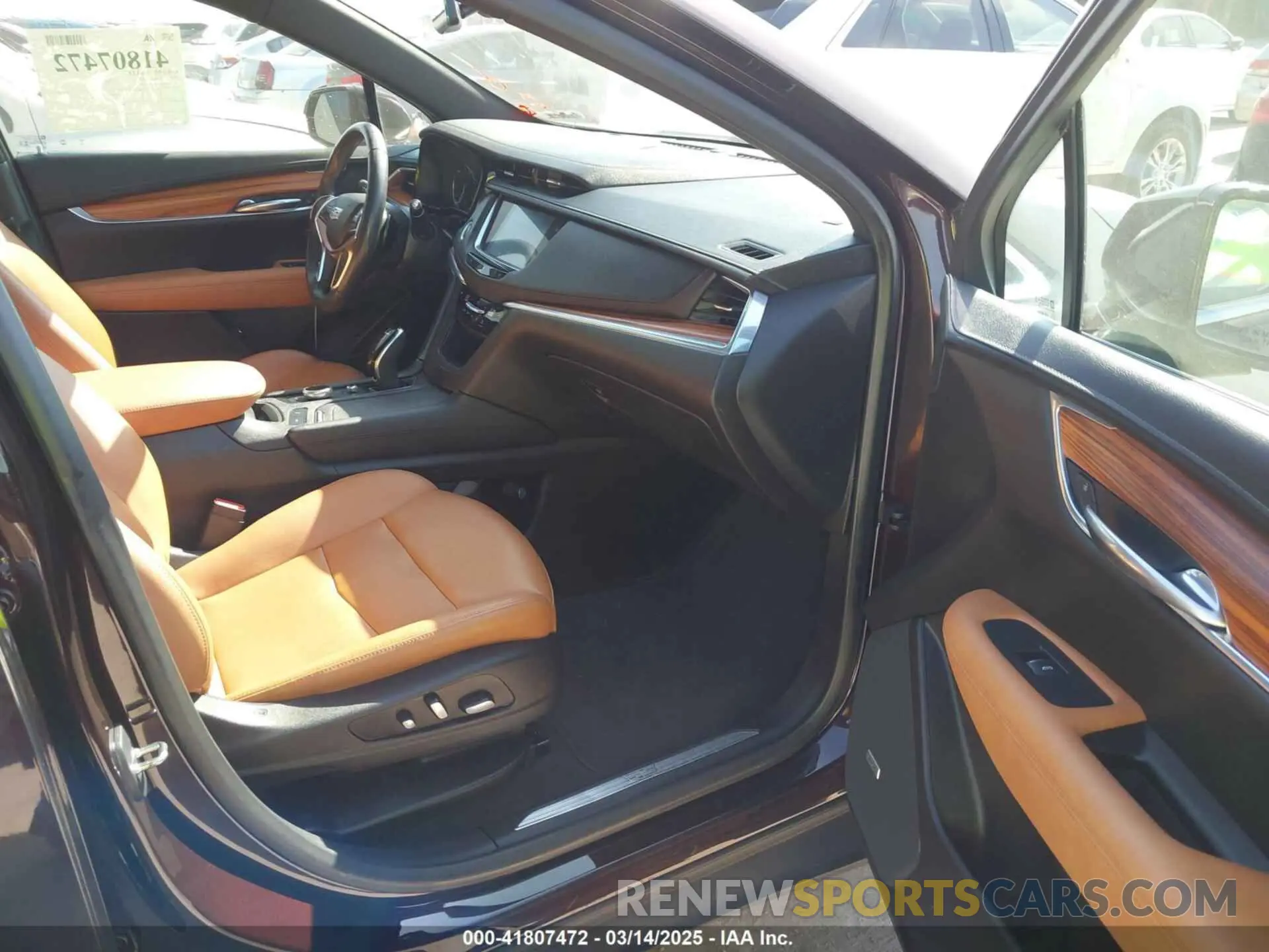 5 Photograph of a damaged car 1GYKNDRS1LZ235135 CADILLAC XT5 2020