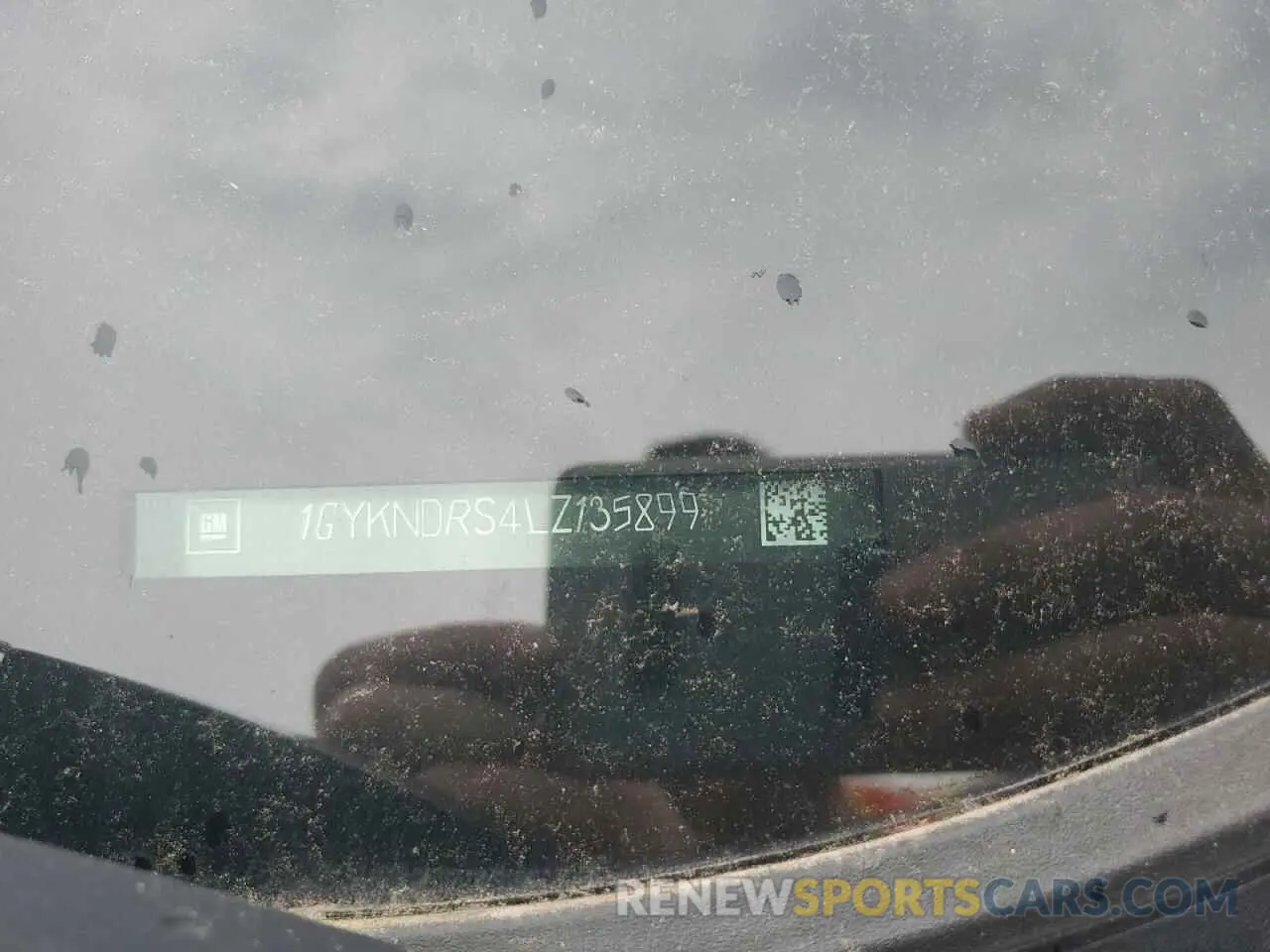 14 Photograph of a damaged car 1GYKNDRS4LZ135899 CADILLAC XT5 2020