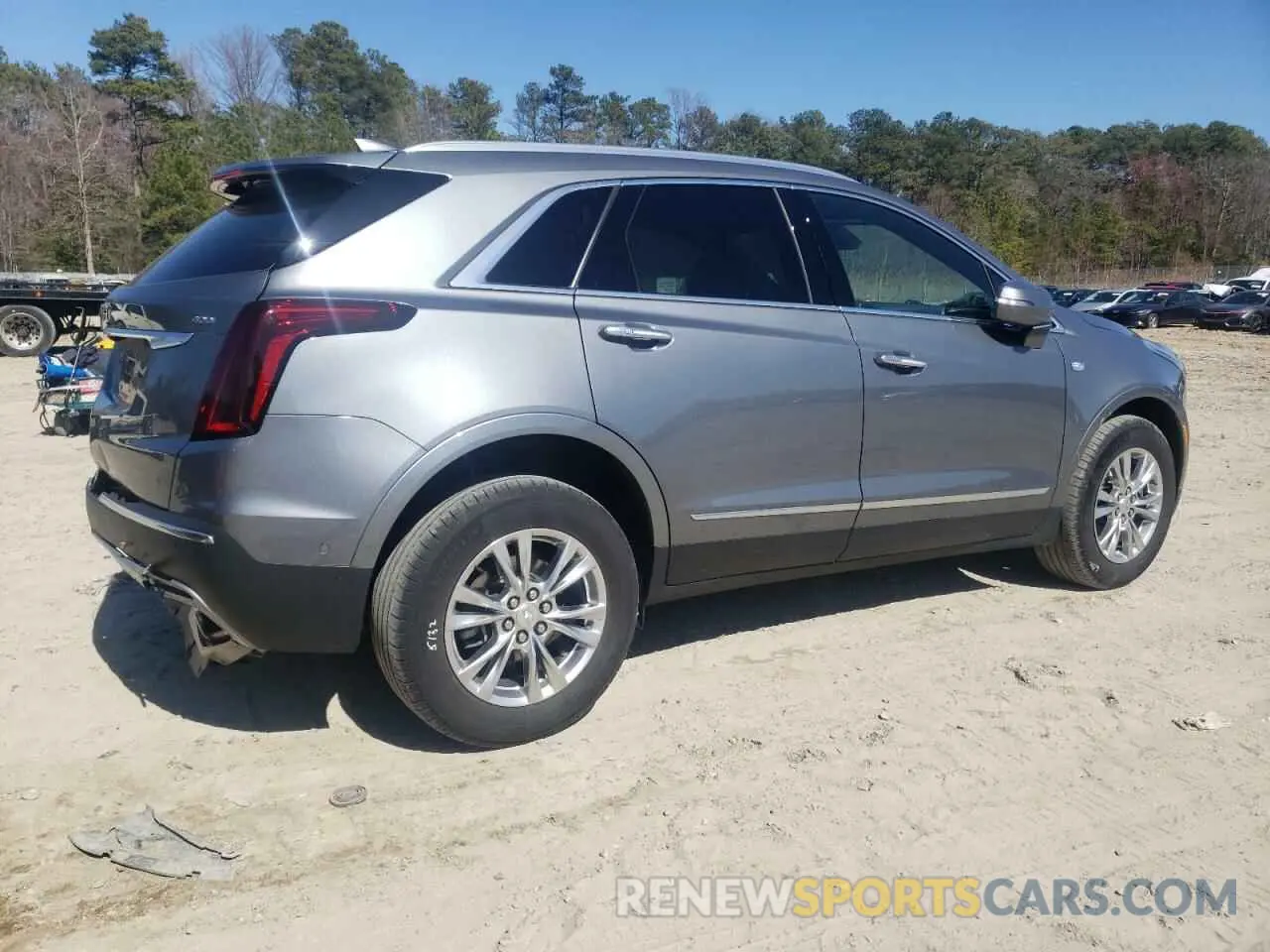 3 Photograph of a damaged car 1GYKNDRS4LZ163959 CADILLAC XT5 2020