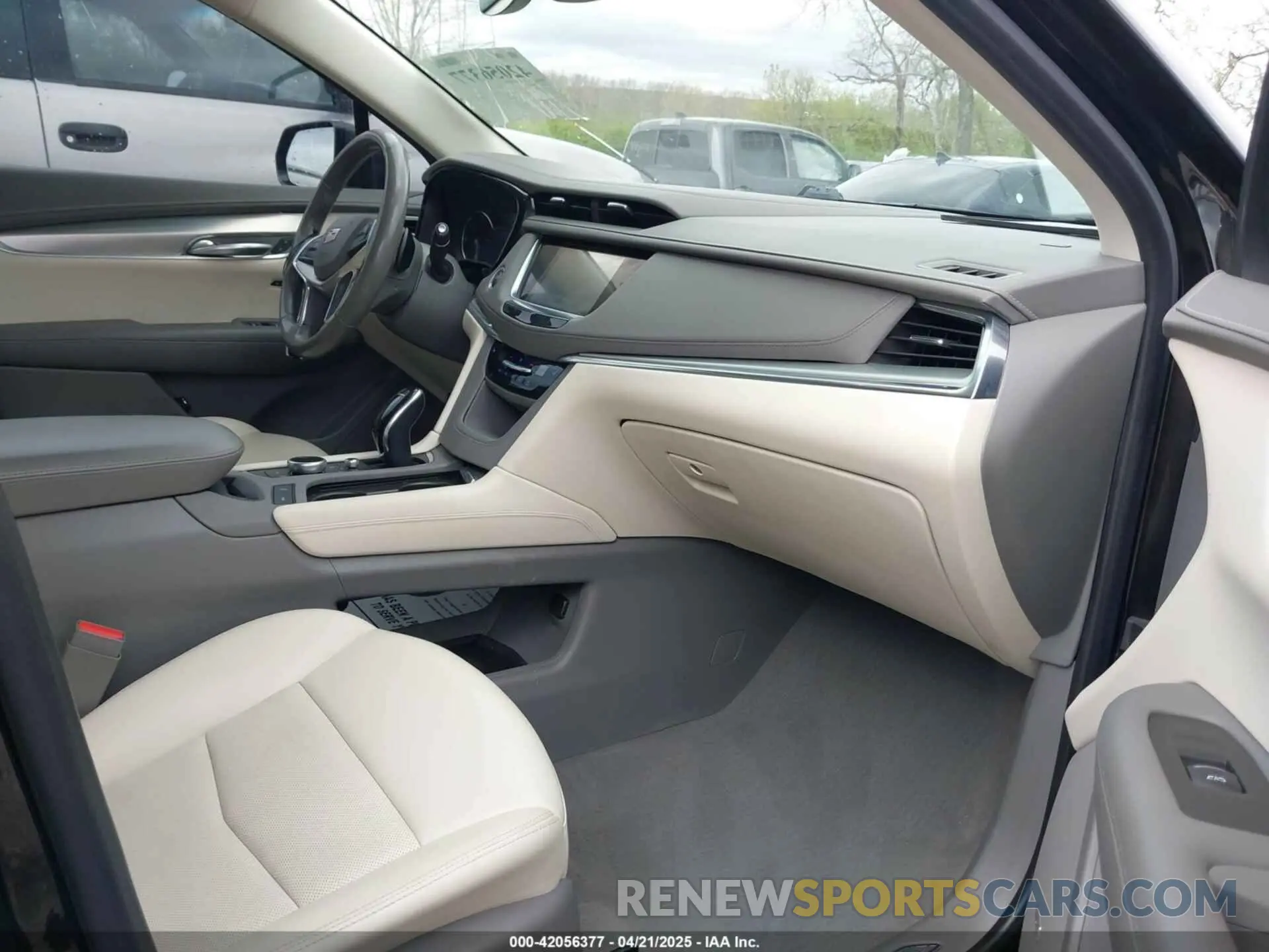 5 Photograph of a damaged car 1GYKNDRS6LZ134818 CADILLAC XT5 2020