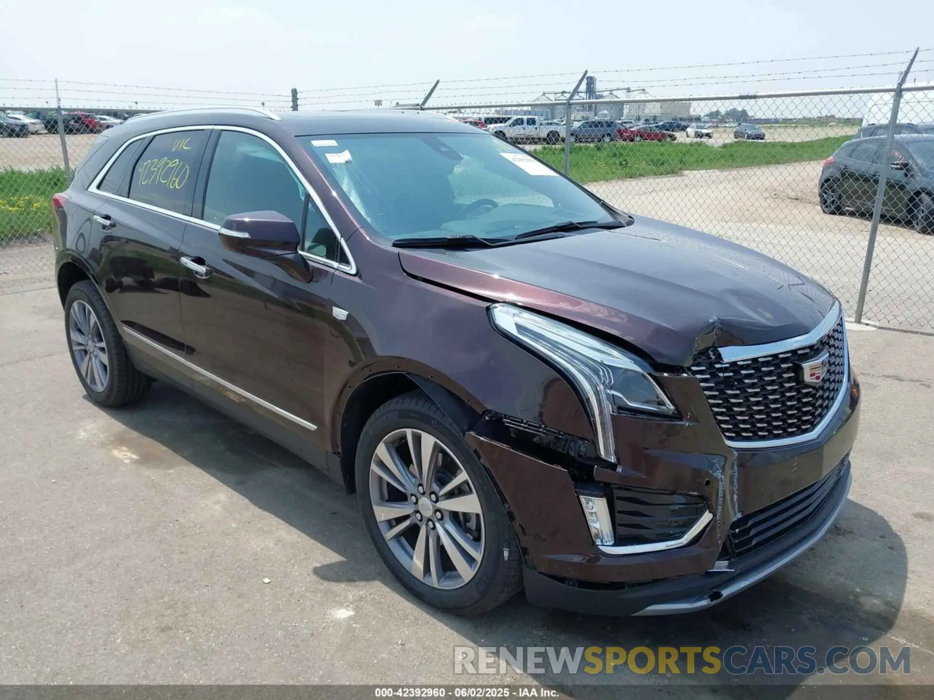 1 Photograph of a damaged car 1GYKNDRS6LZ200820 CADILLAC XT5 2020