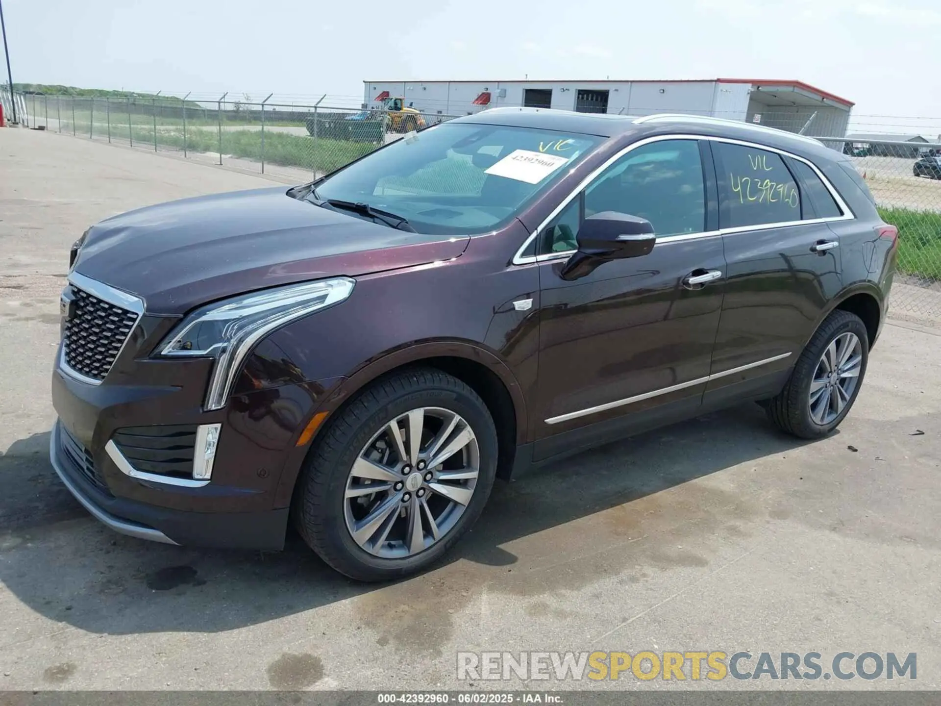 2 Photograph of a damaged car 1GYKNDRS6LZ200820 CADILLAC XT5 2020