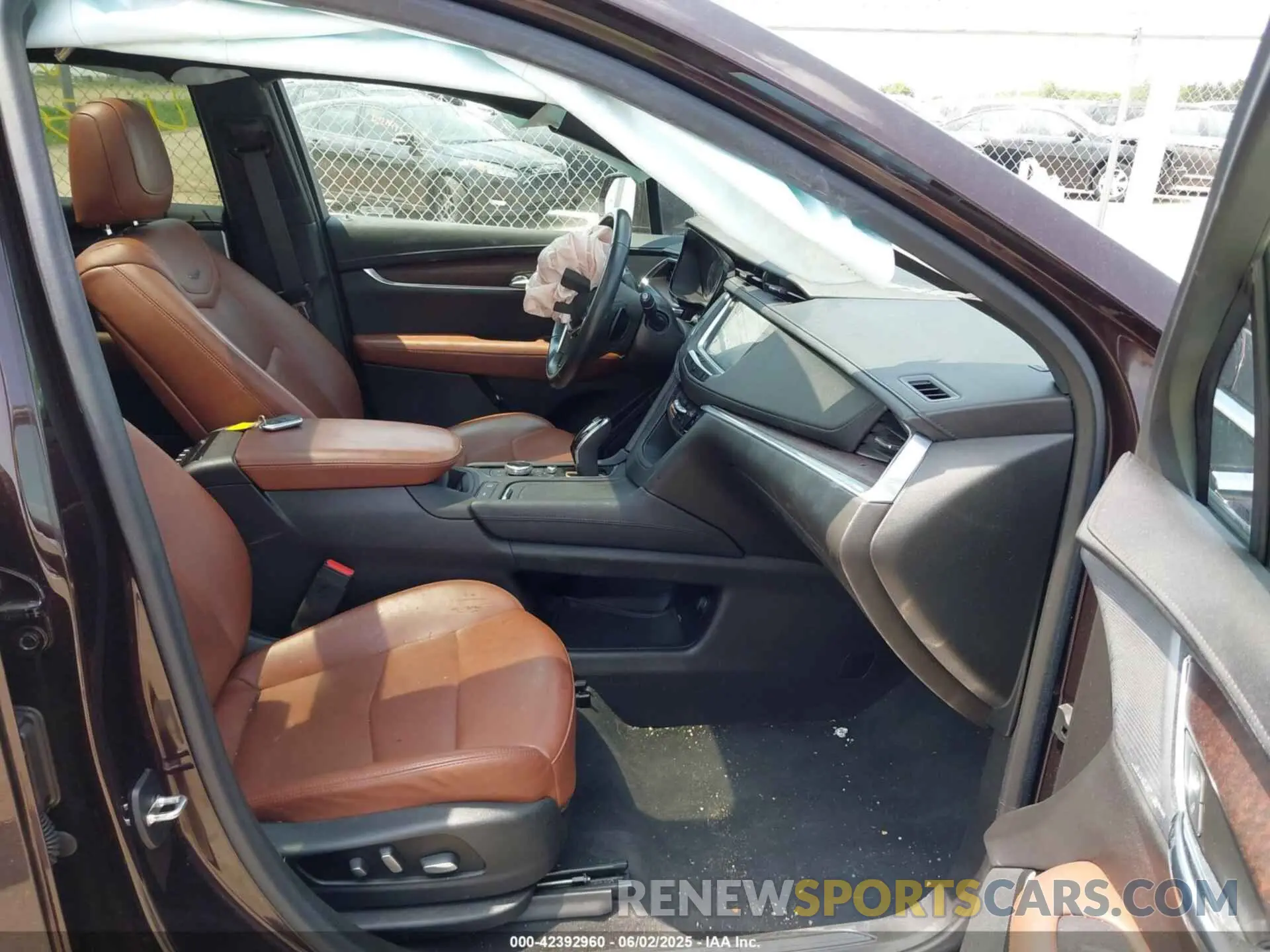 5 Photograph of a damaged car 1GYKNDRS6LZ200820 CADILLAC XT5 2020