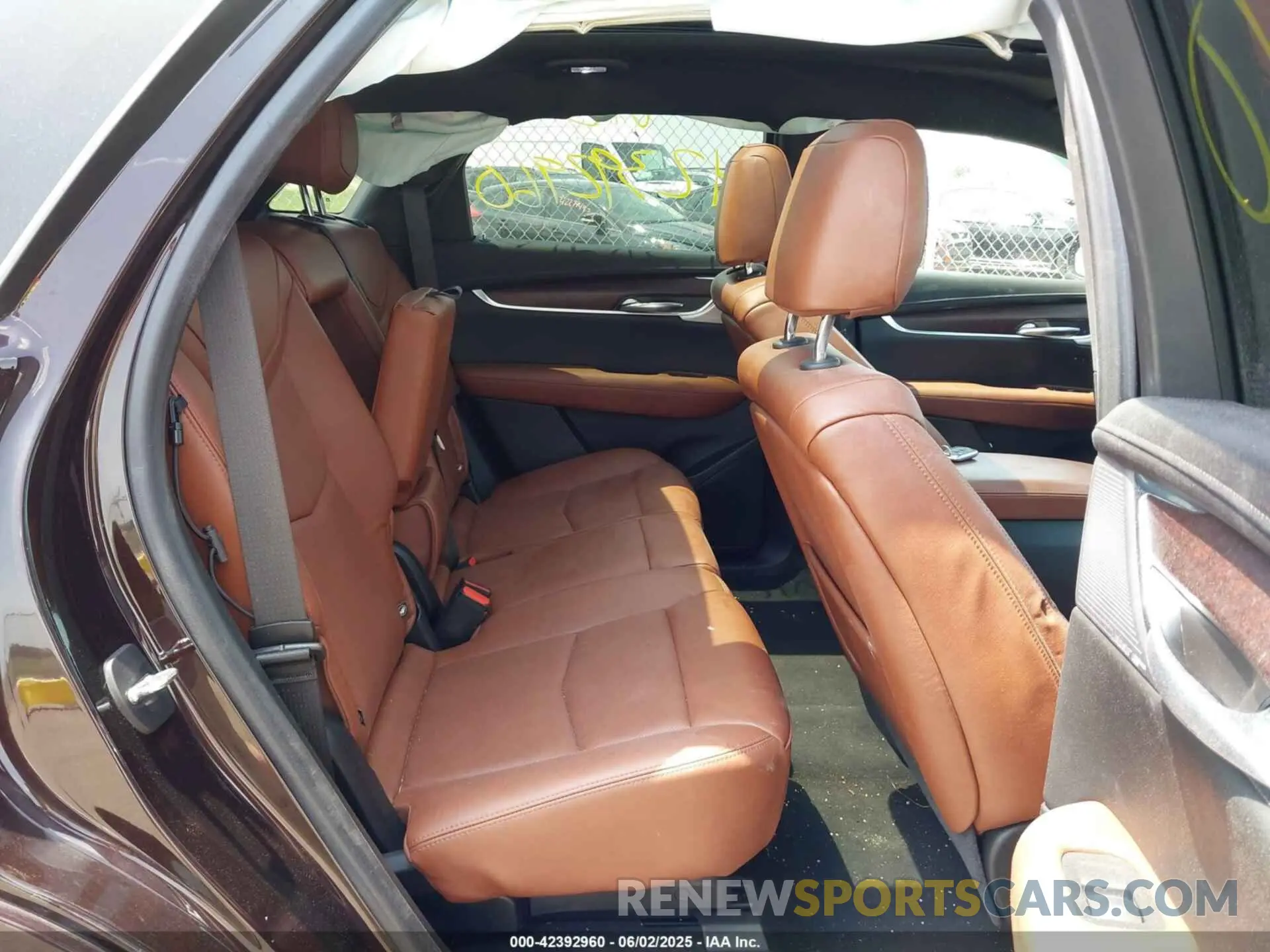 8 Photograph of a damaged car 1GYKNDRS6LZ200820 CADILLAC XT5 2020