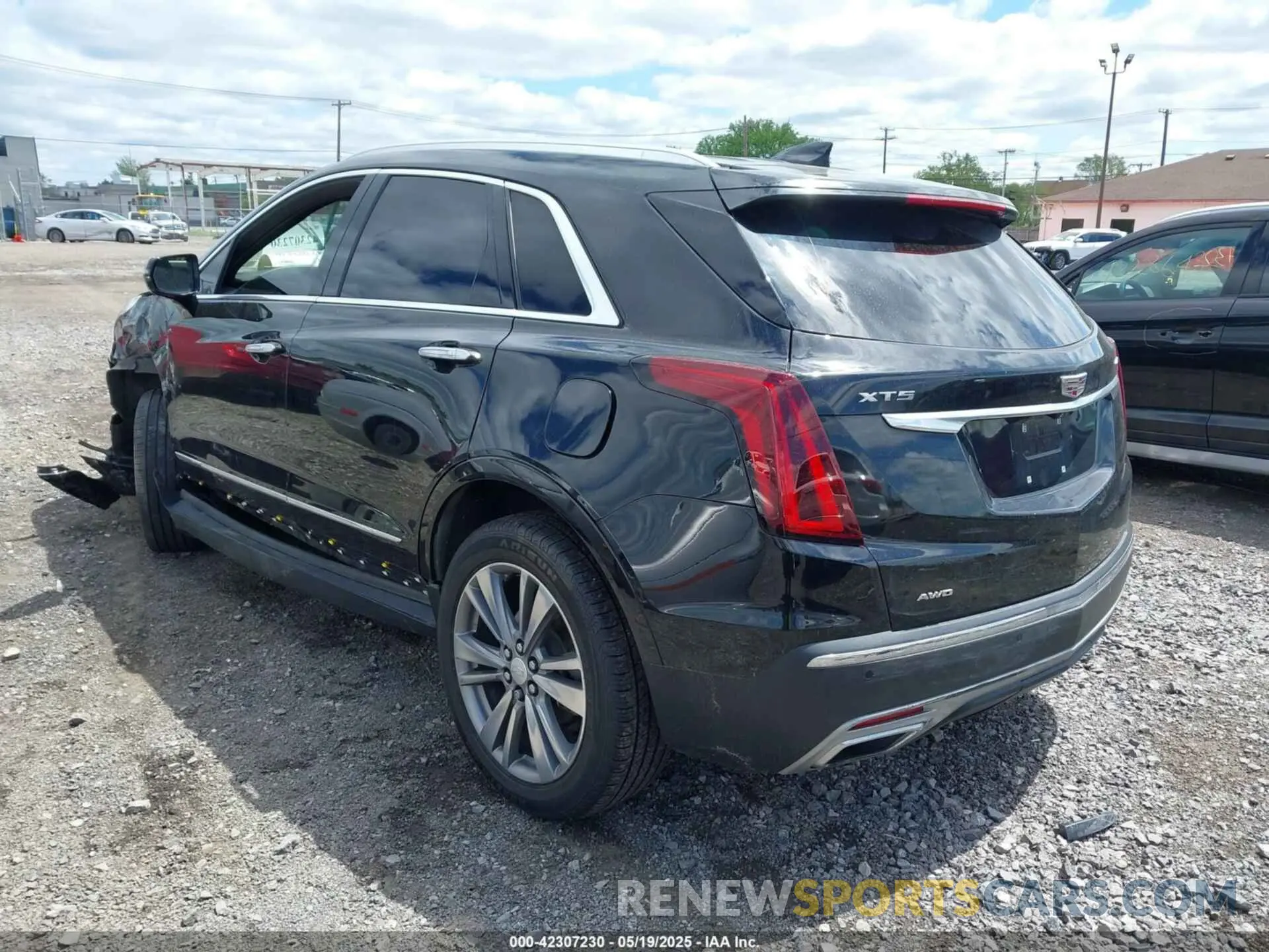 3 Photograph of a damaged car 1GYKNDRS7LZ106526 CADILLAC XT5 2020