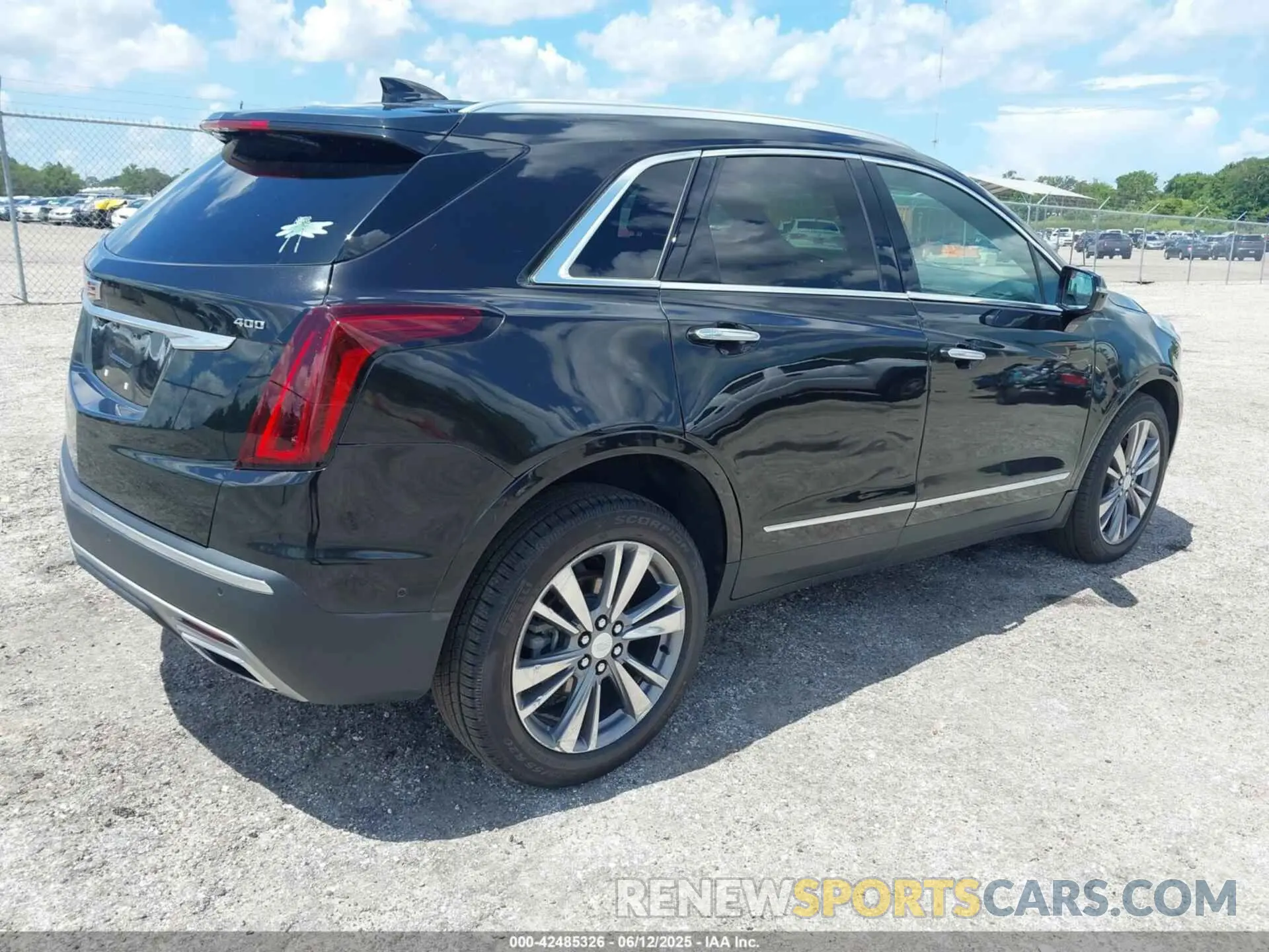 4 Photograph of a damaged car 1GYKNDRS9LZ152374 CADILLAC XT5 2020