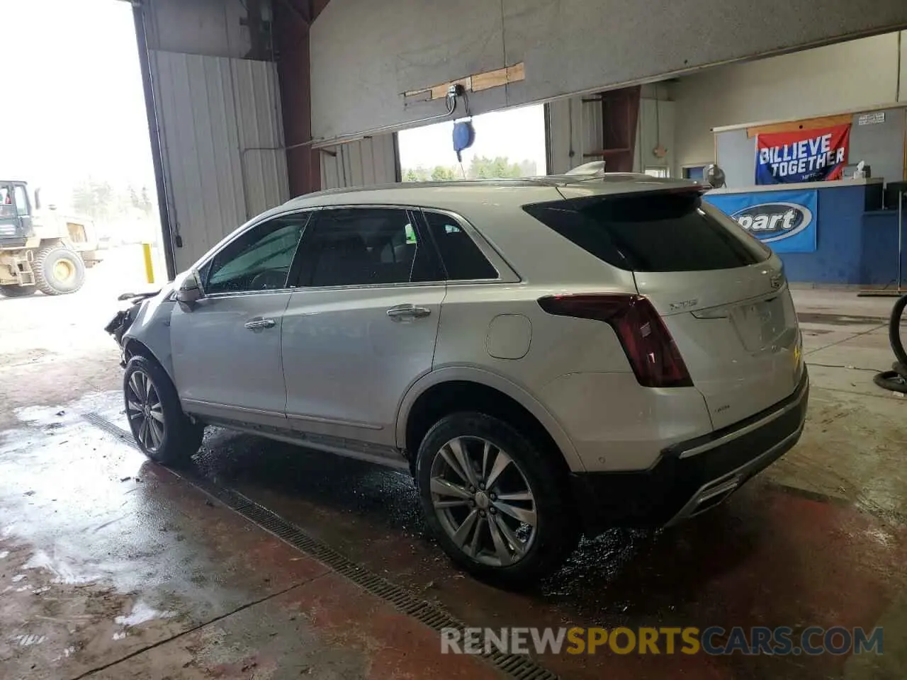 2 Photograph of a damaged car 1GYKNDRS9LZ178411 CADILLAC XT5 2020