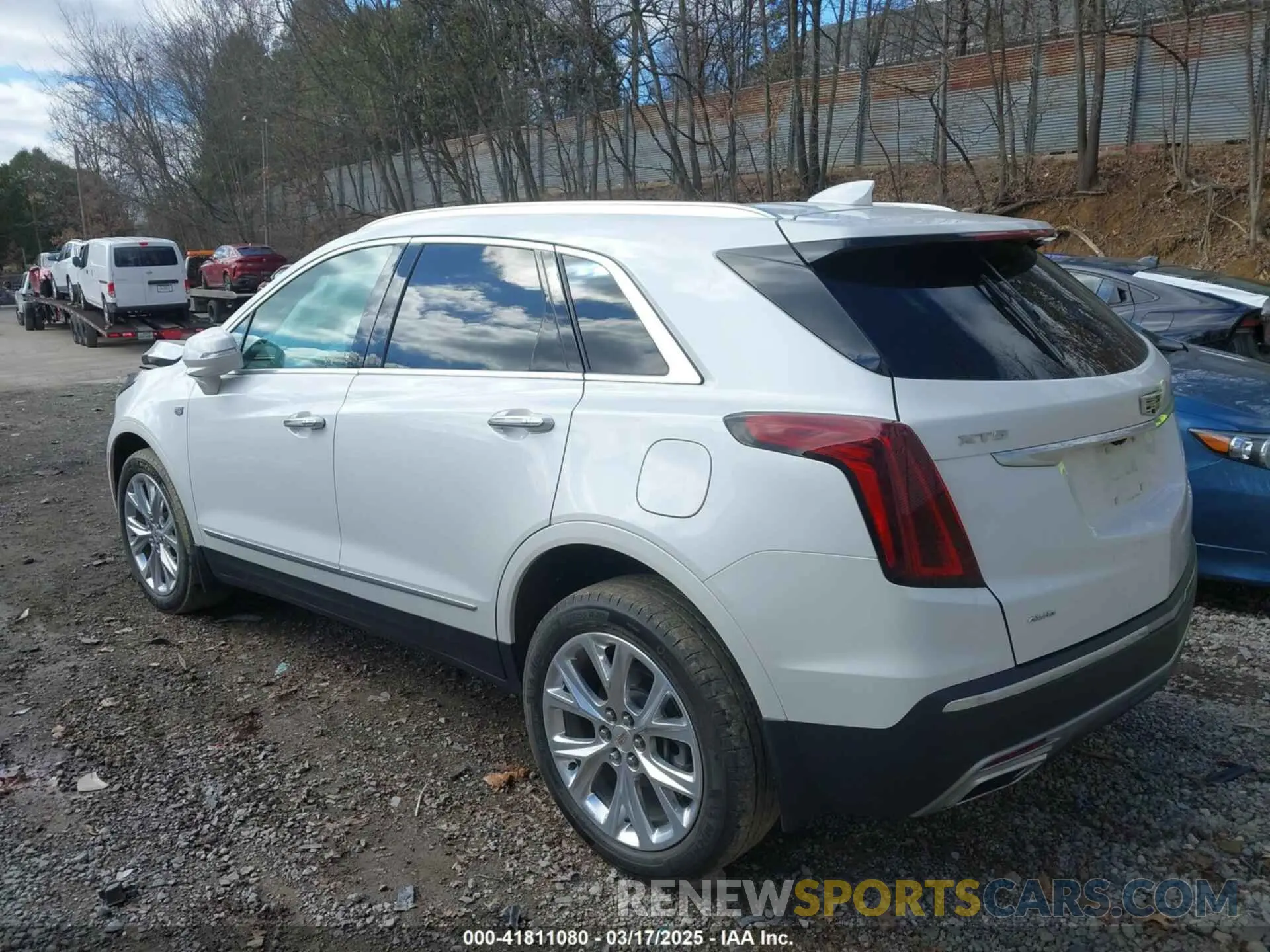 3 Photograph of a damaged car 1GYKNDRSXLZ205681 CADILLAC XT5 2020