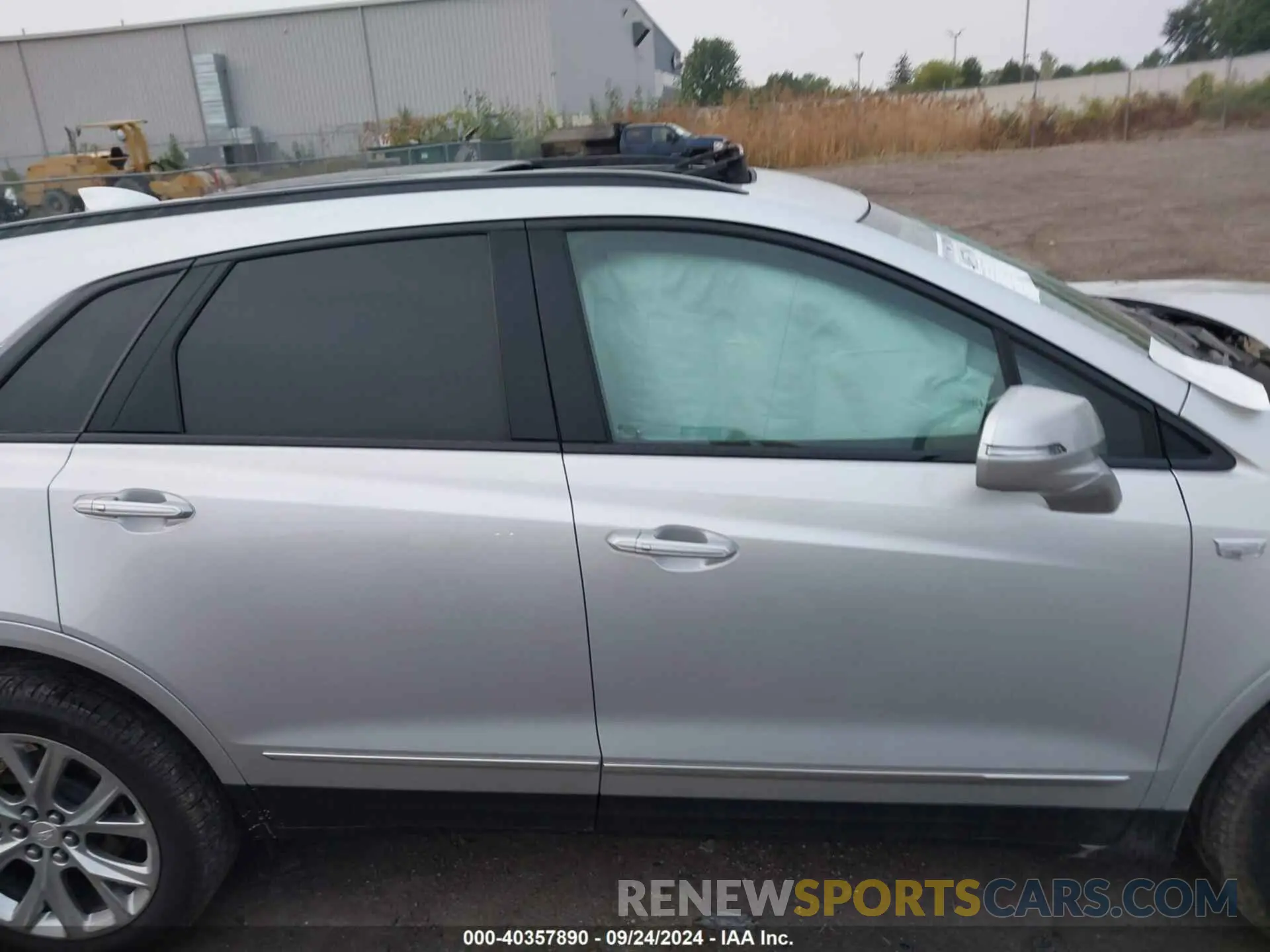 13 Photograph of a damaged car 1GYKNGRS3LZ225109 CADILLAC XT5 2020