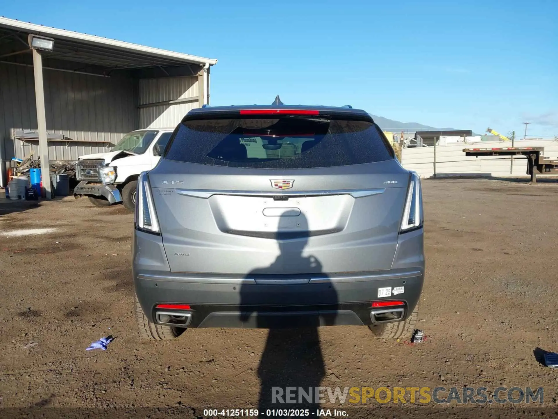 17 Photograph of a damaged car 1GYKNGRS6LZ147506 CADILLAC XT5 2020