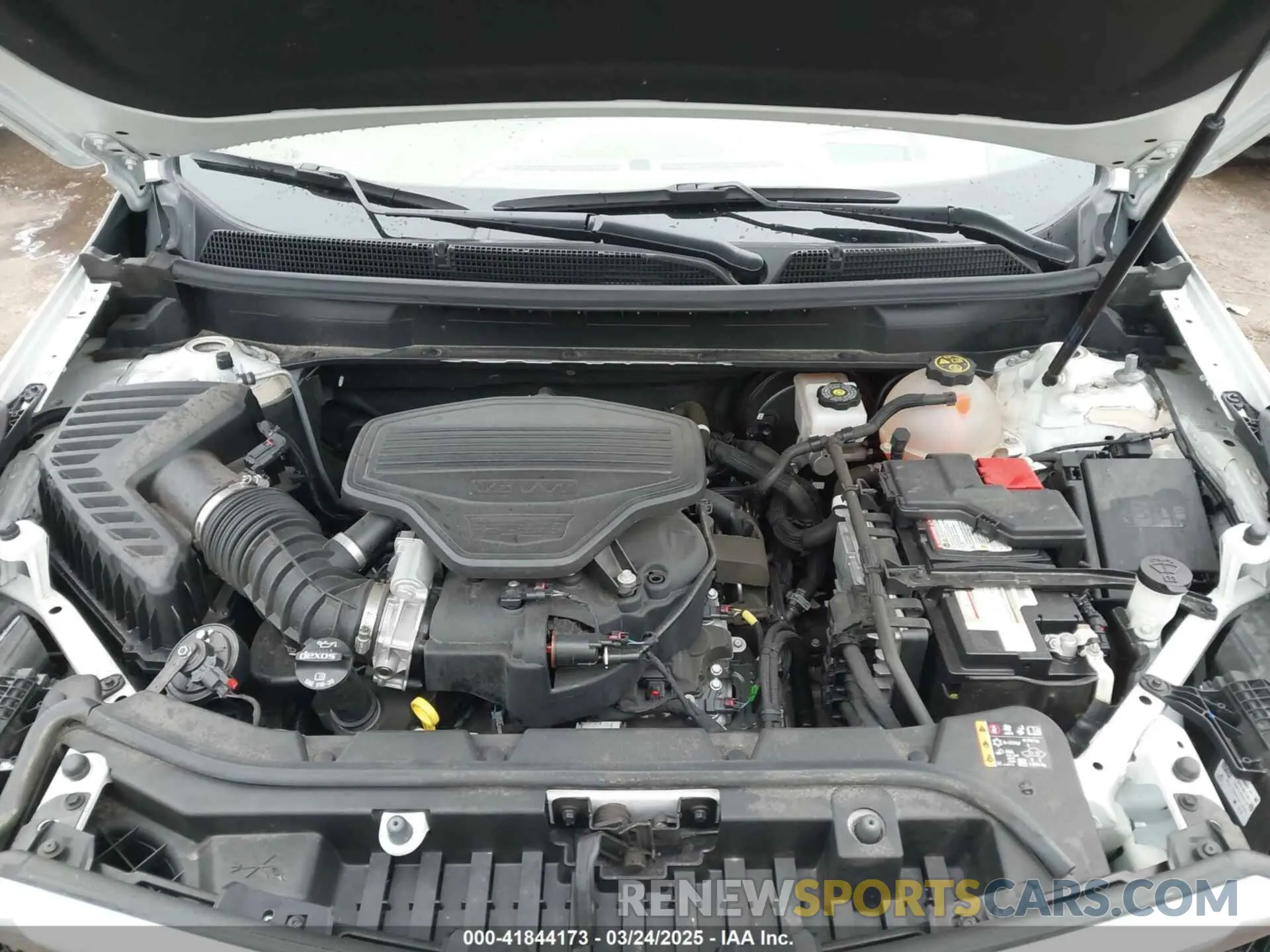 10 Photograph of a damaged car 1GYKNHRS5LZ238370 CADILLAC XT5 2020