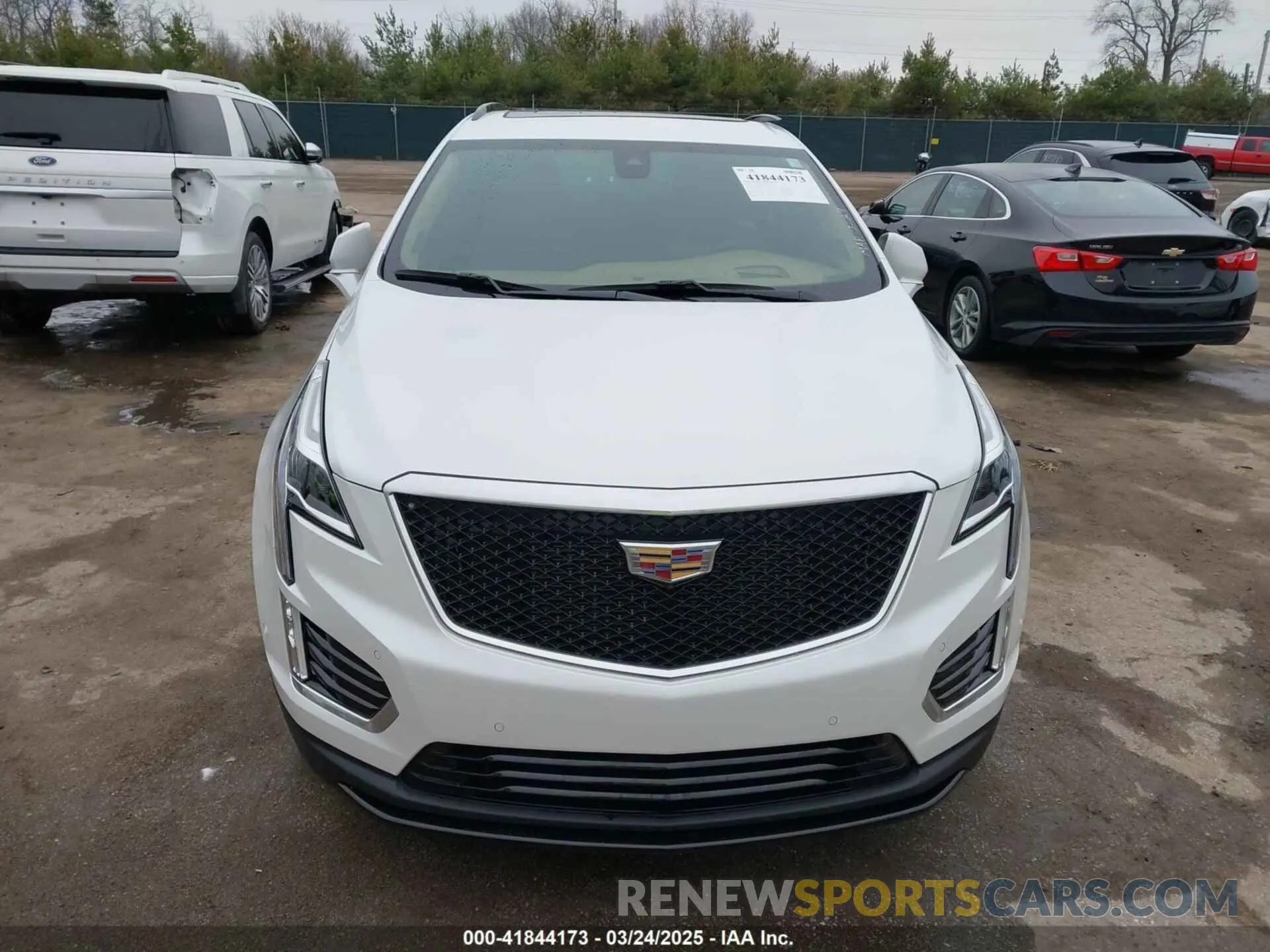 12 Photograph of a damaged car 1GYKNHRS5LZ238370 CADILLAC XT5 2020