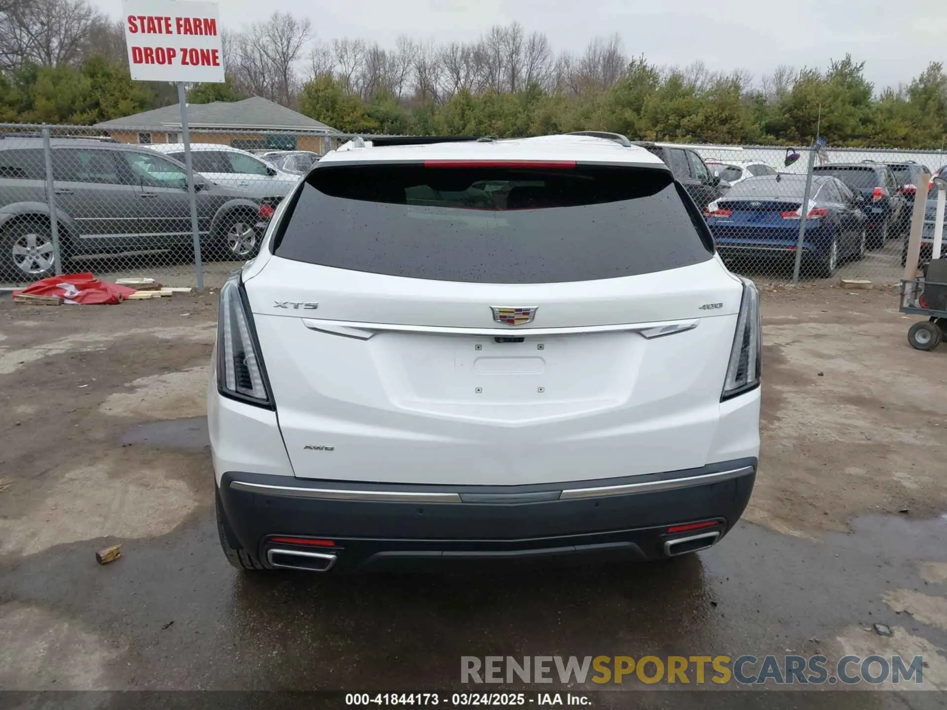 16 Photograph of a damaged car 1GYKNHRS5LZ238370 CADILLAC XT5 2020