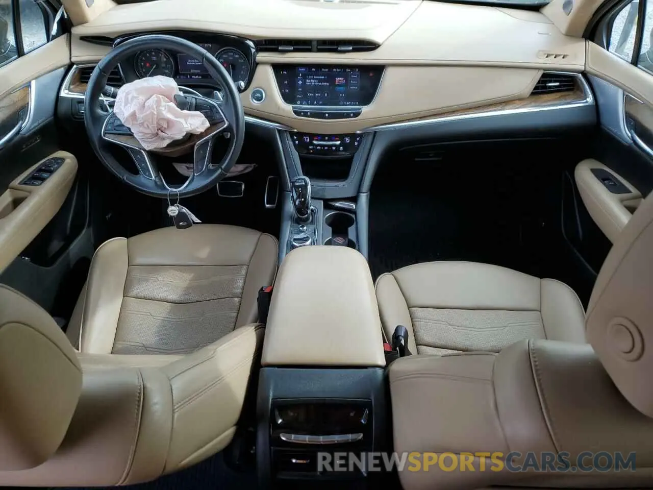 8 Photograph of a damaged car 1GYKNHRS7LZ122393 CADILLAC XT5 2020
