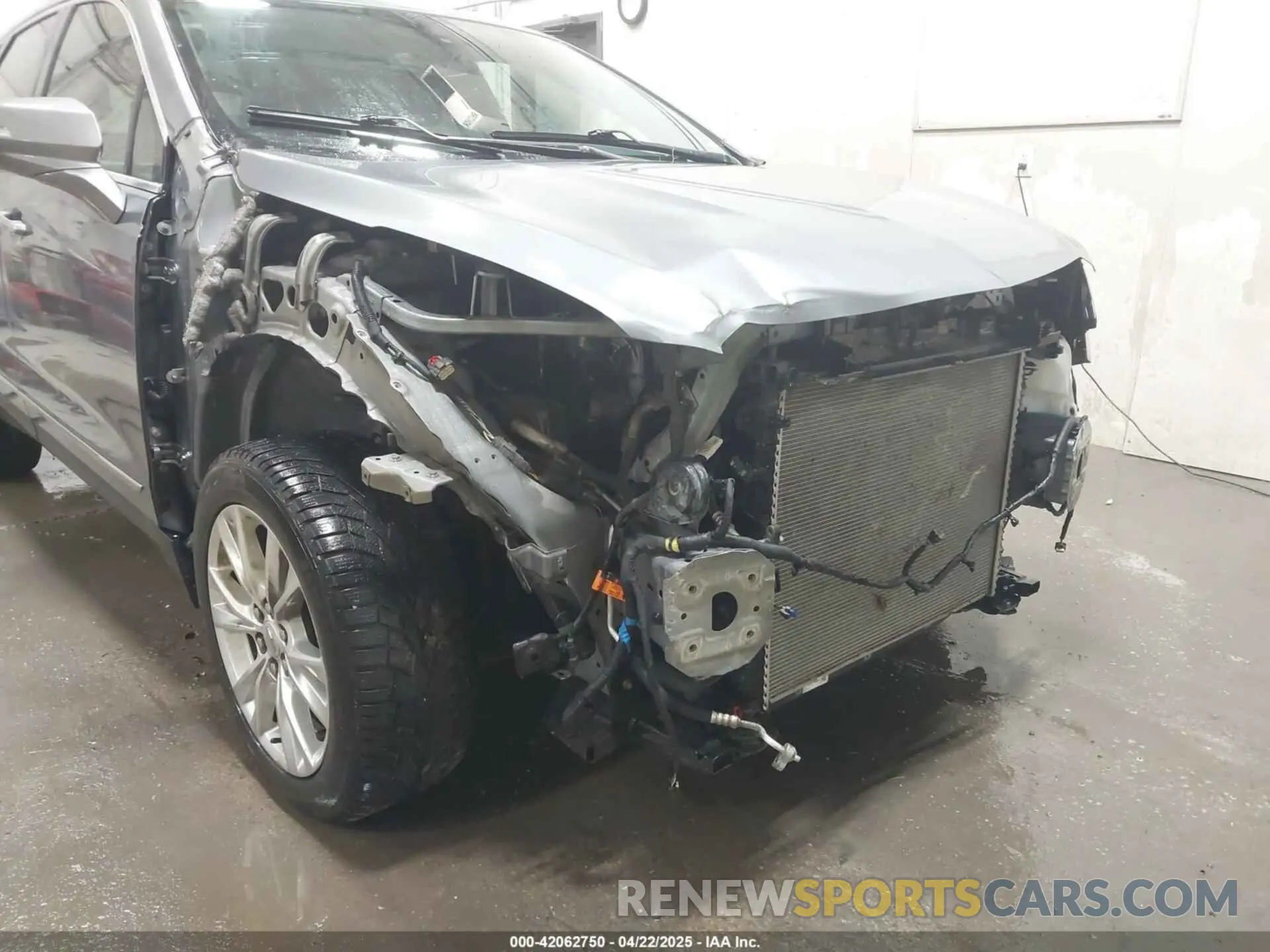 6 Photograph of a damaged car 1GYKNBR42MZ165944 CADILLAC XT5 2021