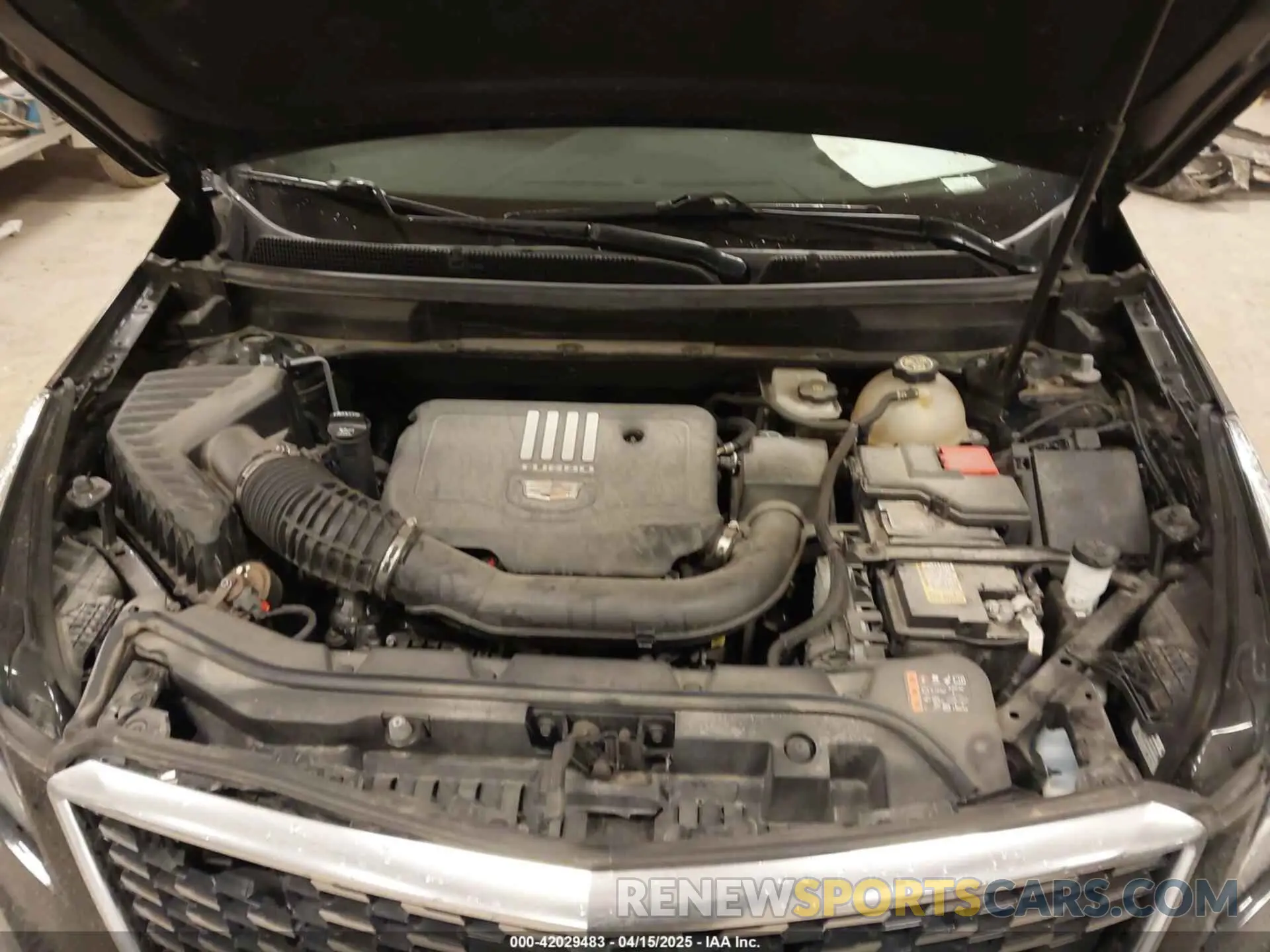 10 Photograph of a damaged car 1GYKNBR48MZ213902 CADILLAC XT5 2021