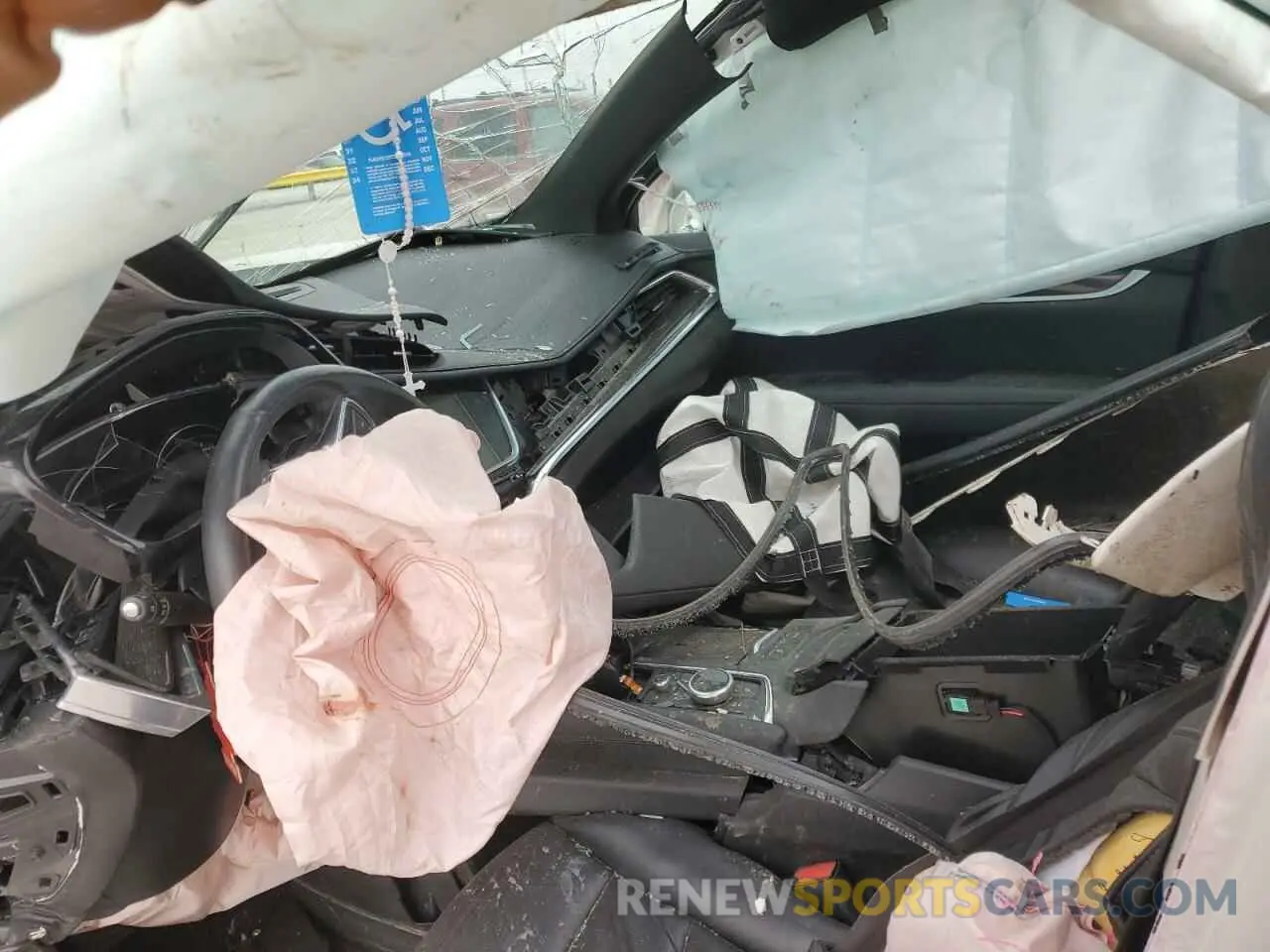 8 Photograph of a damaged car 1GYKNCR41MZ154357 CADILLAC XT5 2021
