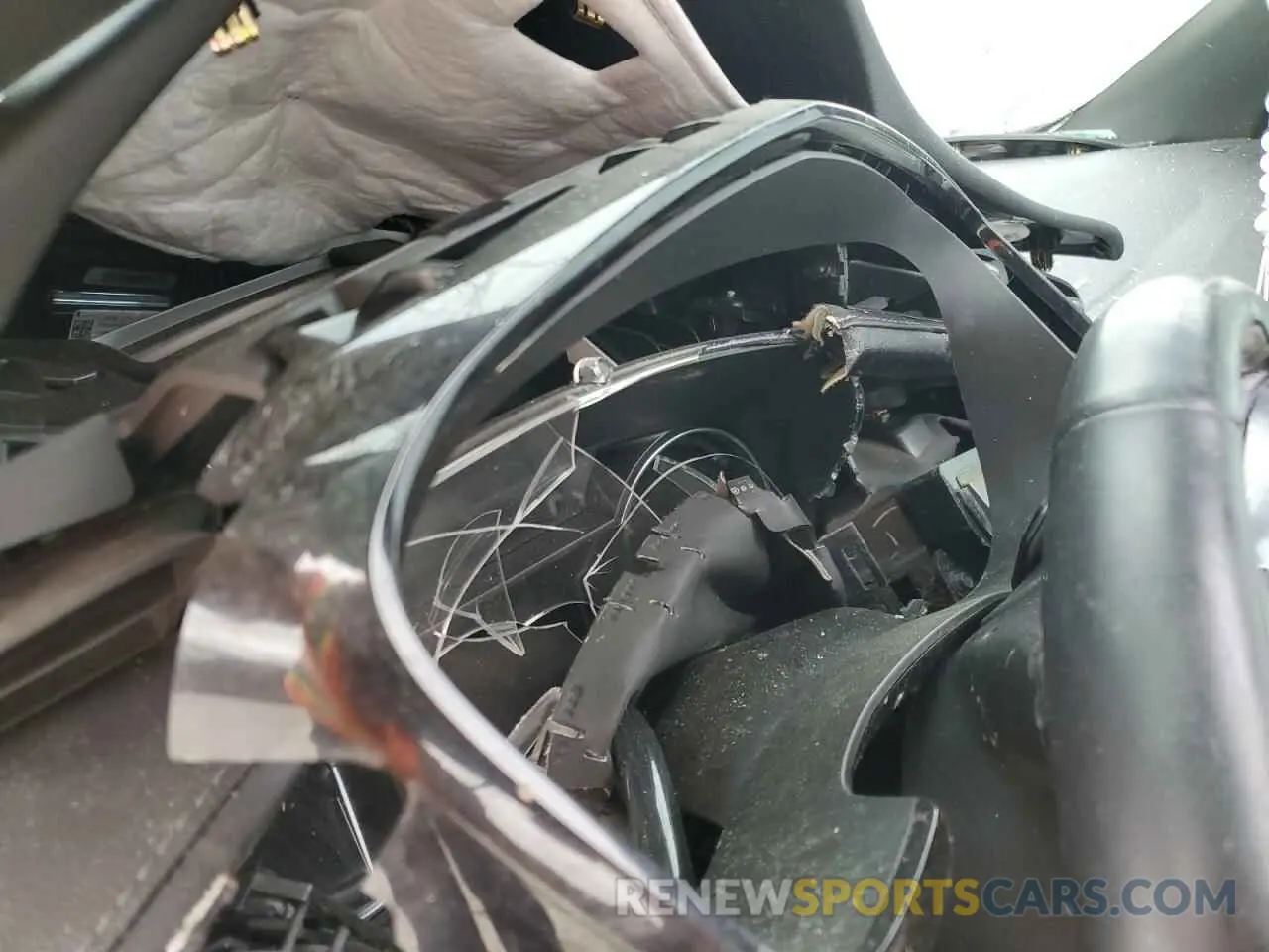 9 Photograph of a damaged car 1GYKNCR41MZ154357 CADILLAC XT5 2021
