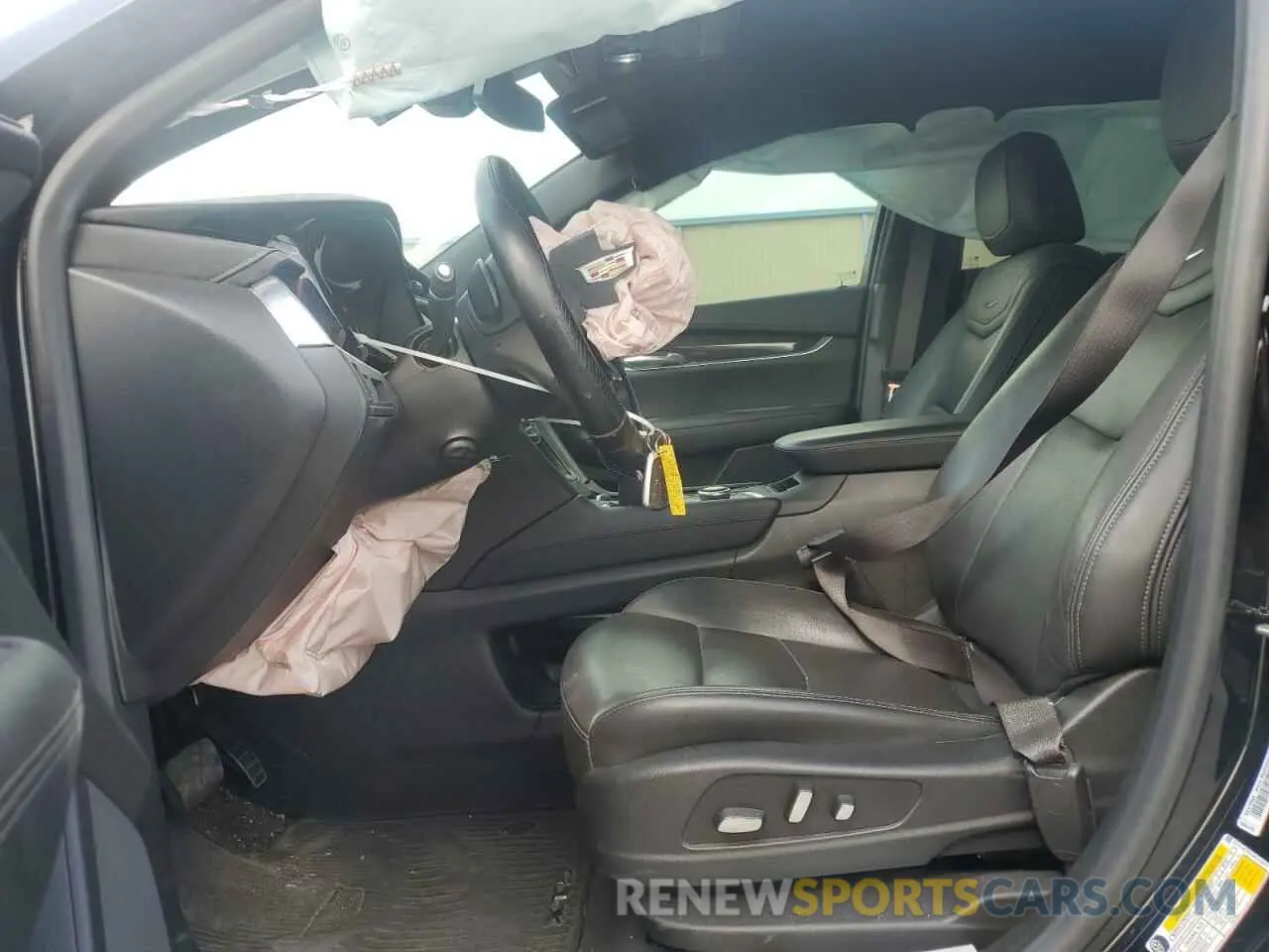 7 Photograph of a damaged car 1GYKNCR41MZ174477 CADILLAC XT5 2021