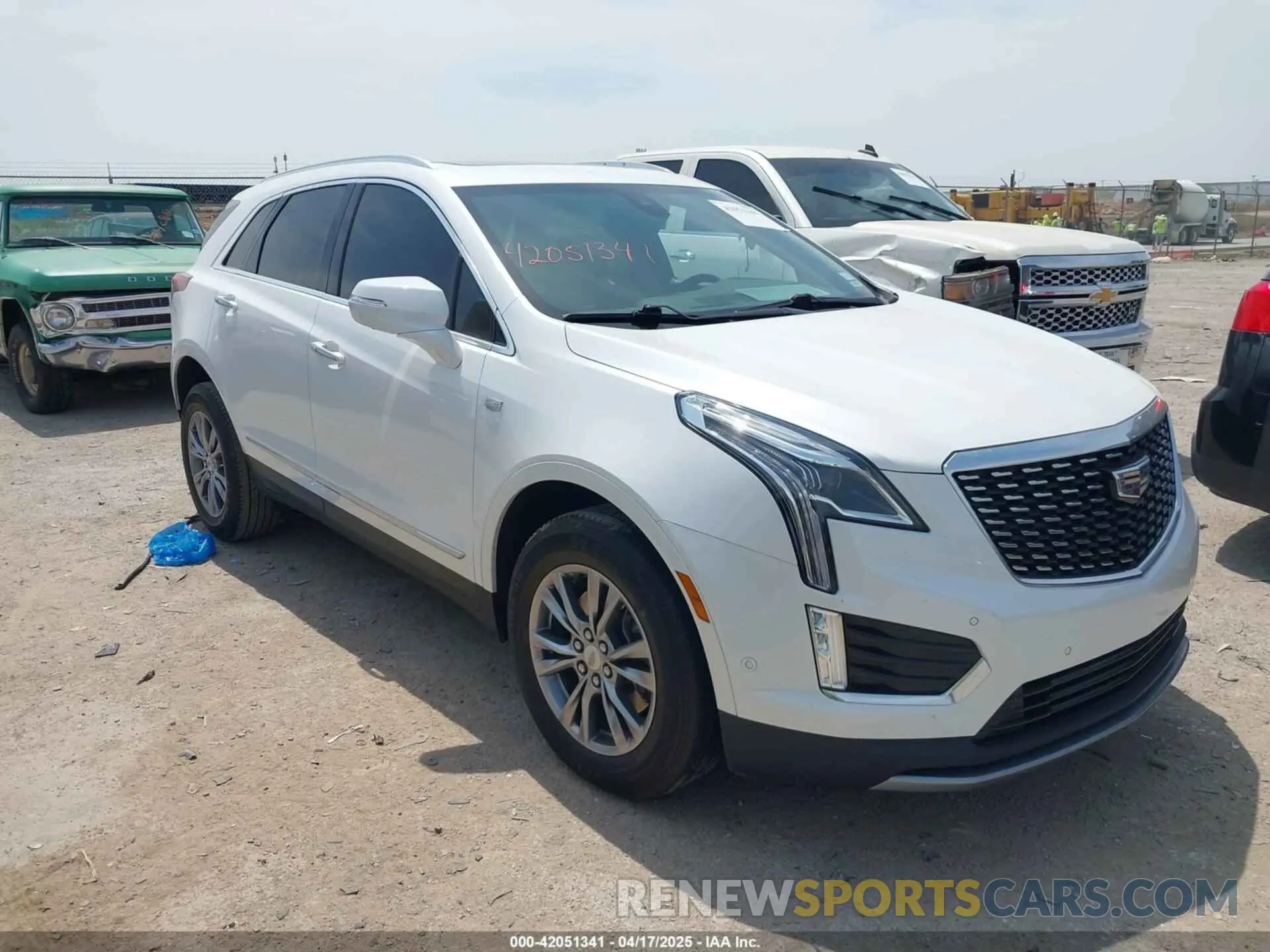 1 Photograph of a damaged car 1GYKNCR42MZ174309 CADILLAC XT5 2021