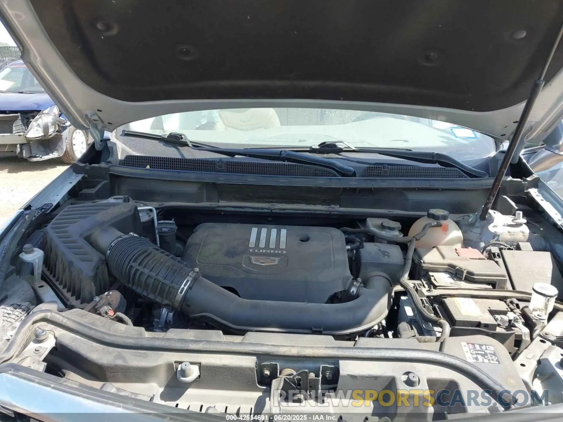 10 Photograph of a damaged car 1GYKNCR46MZ174474 CADILLAC XT5 2021
