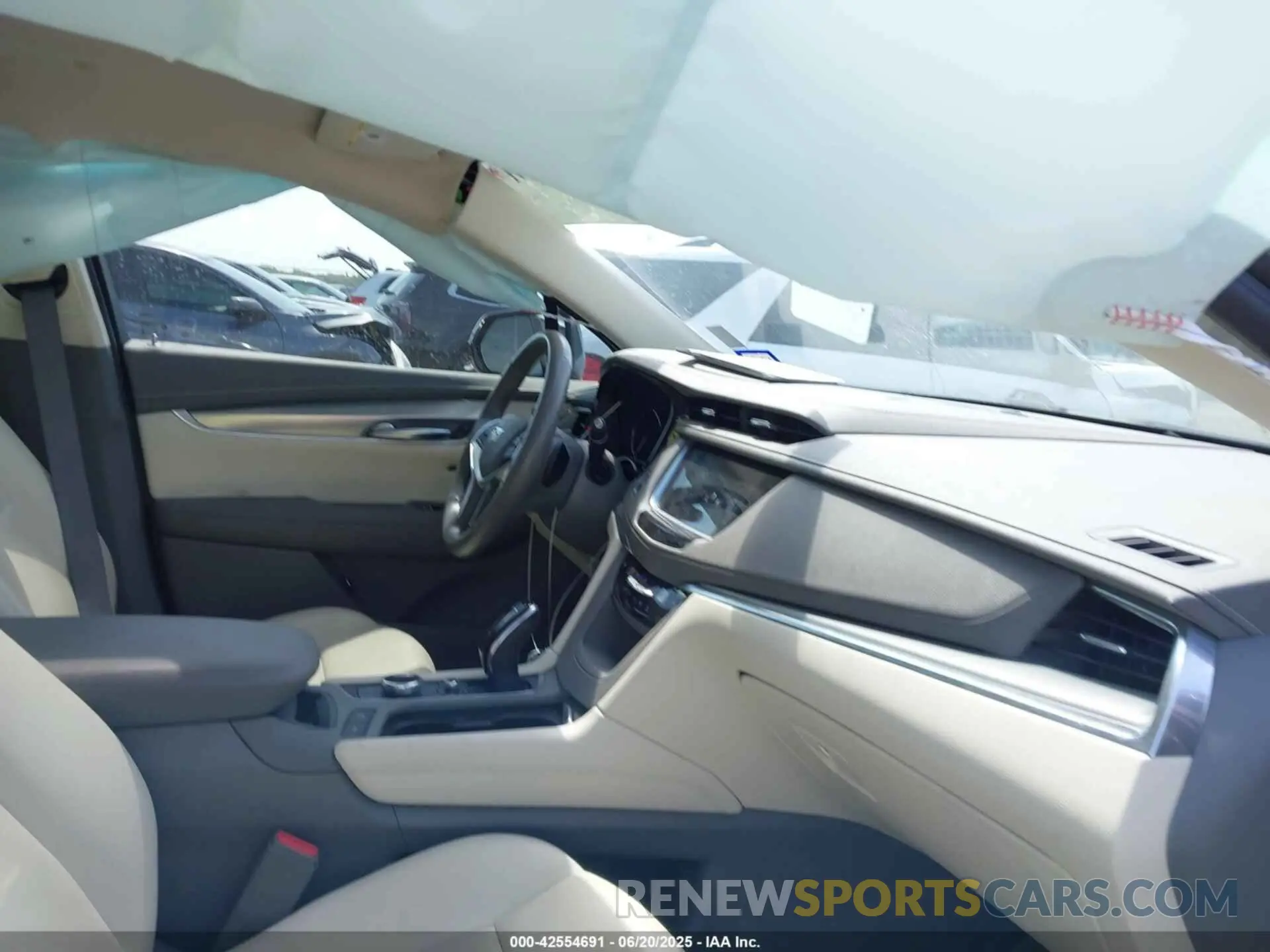5 Photograph of a damaged car 1GYKNCR46MZ174474 CADILLAC XT5 2021