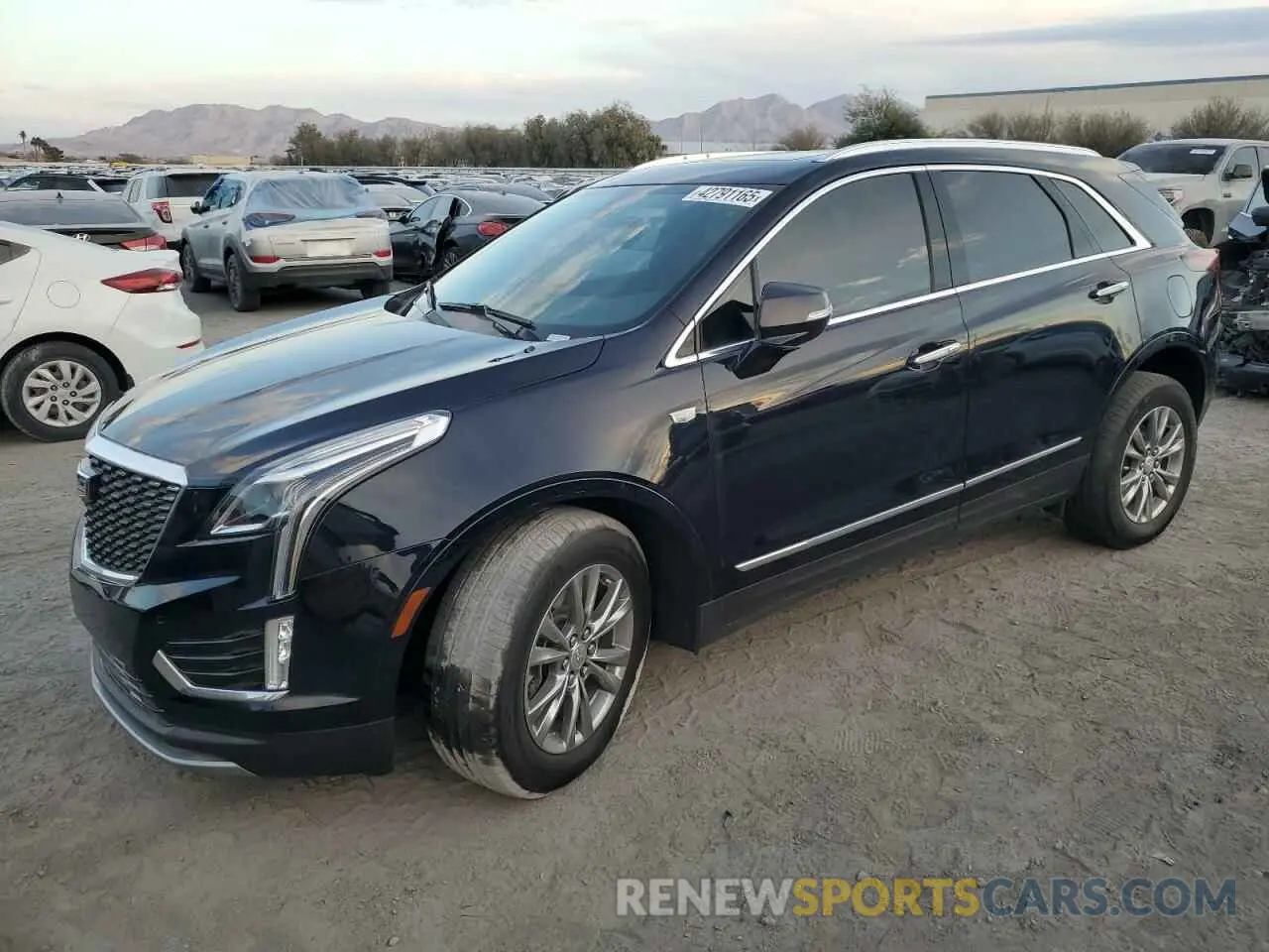 1 Photograph of a damaged car 1GYKNCRS4MZ121643 CADILLAC XT5 2021