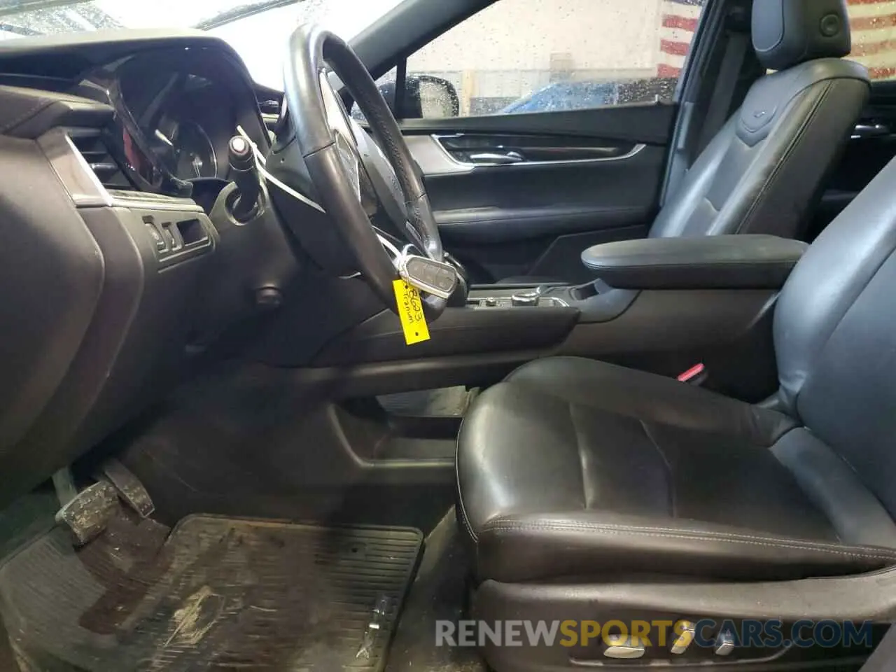 7 Photograph of a damaged car 1GYKNCRS8MZ136937 CADILLAC XT5 2021