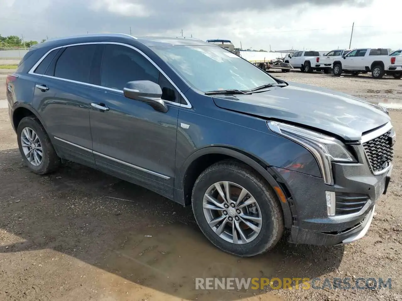 4 Photograph of a damaged car 1GYKNCRSXMZ118083 CADILLAC XT5 2021
